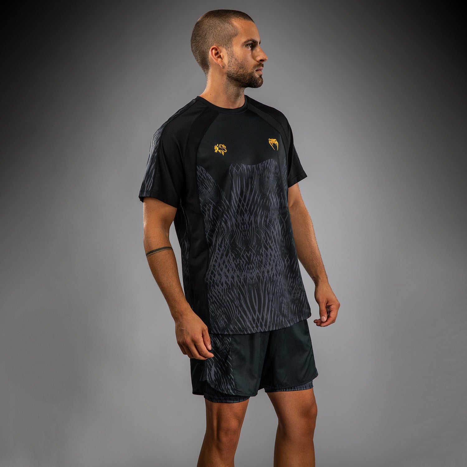 VENUM ジャージ　ウェア　Tシャツ 7b5d7055f5fc503c86cc4f6b66ed47