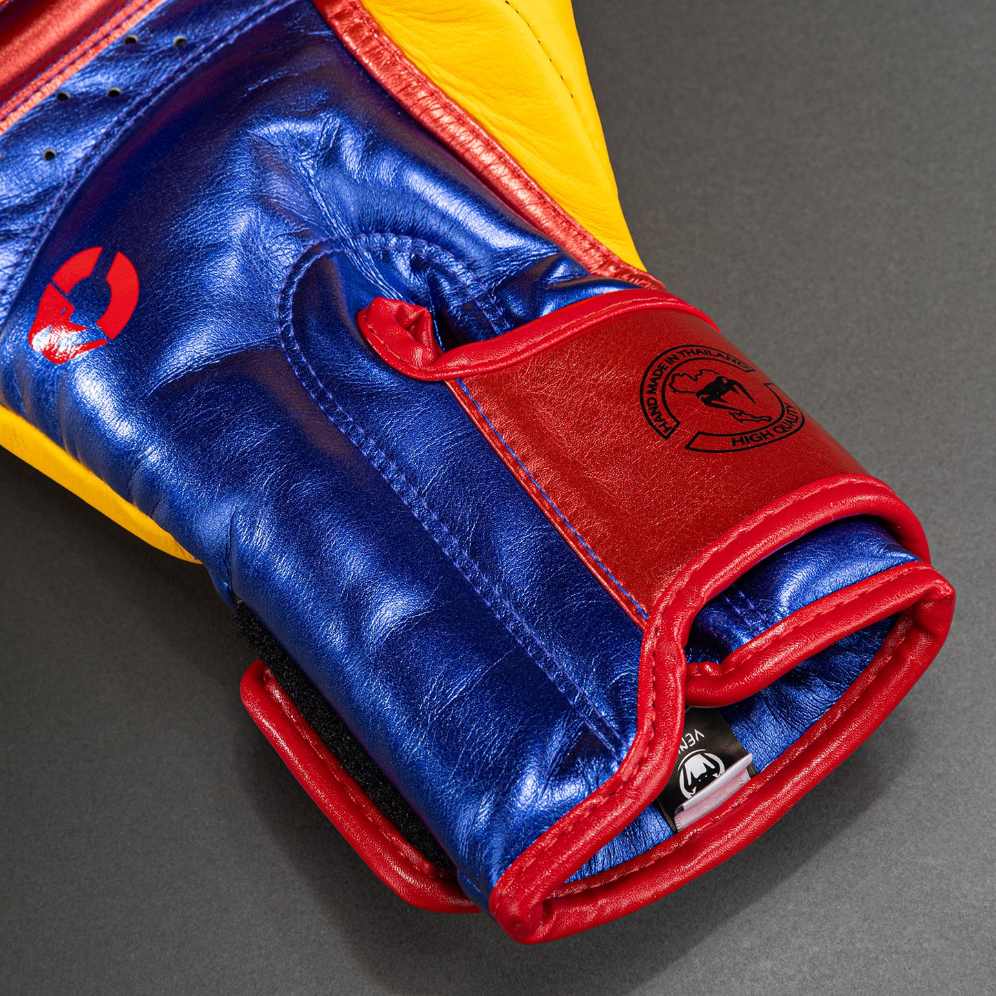 Venum Giant 3.0 Boxing Gloves - Yellow/Blue/Red