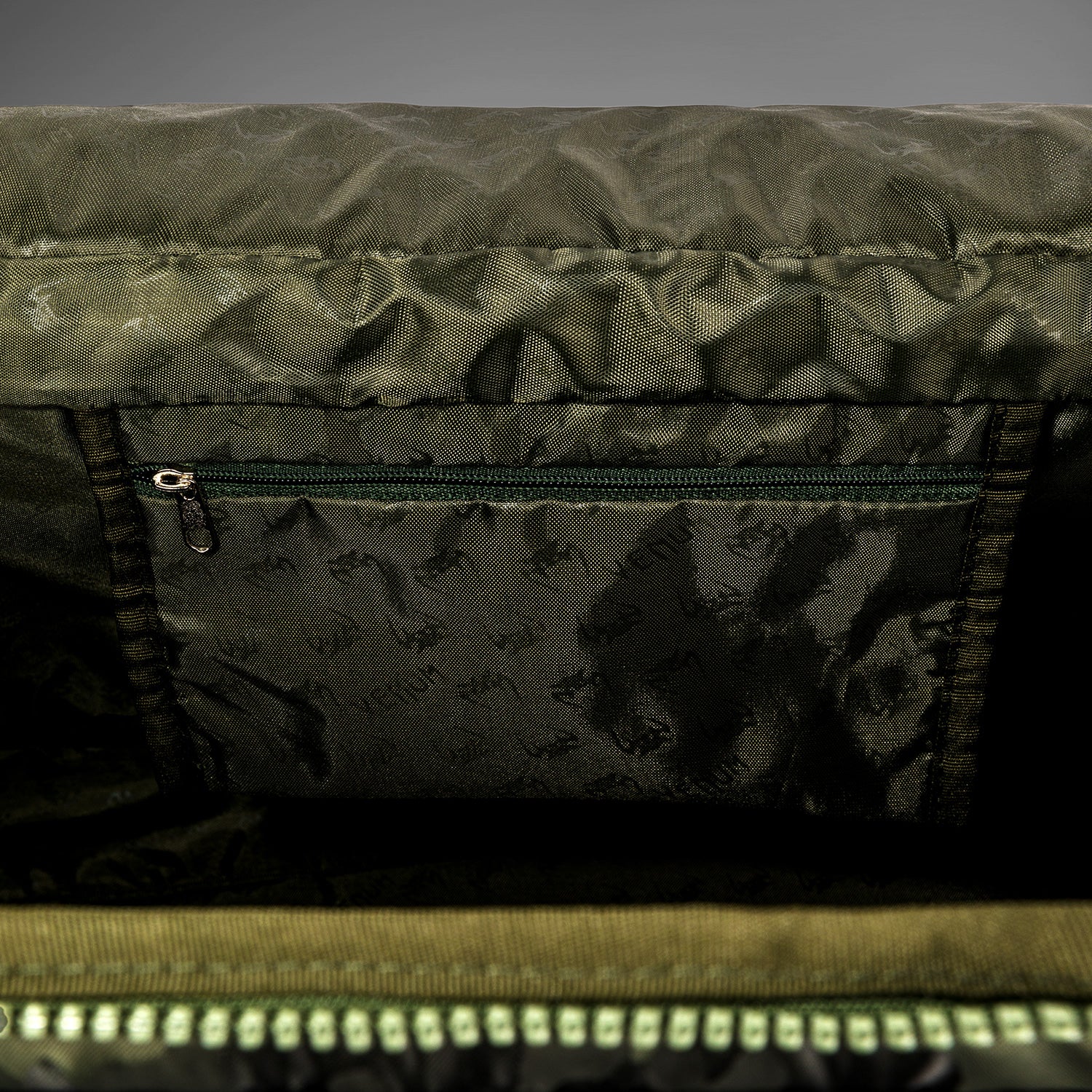 Venum Trainer Lite Sports Bag (48L) - Khaki/Camo - Venum