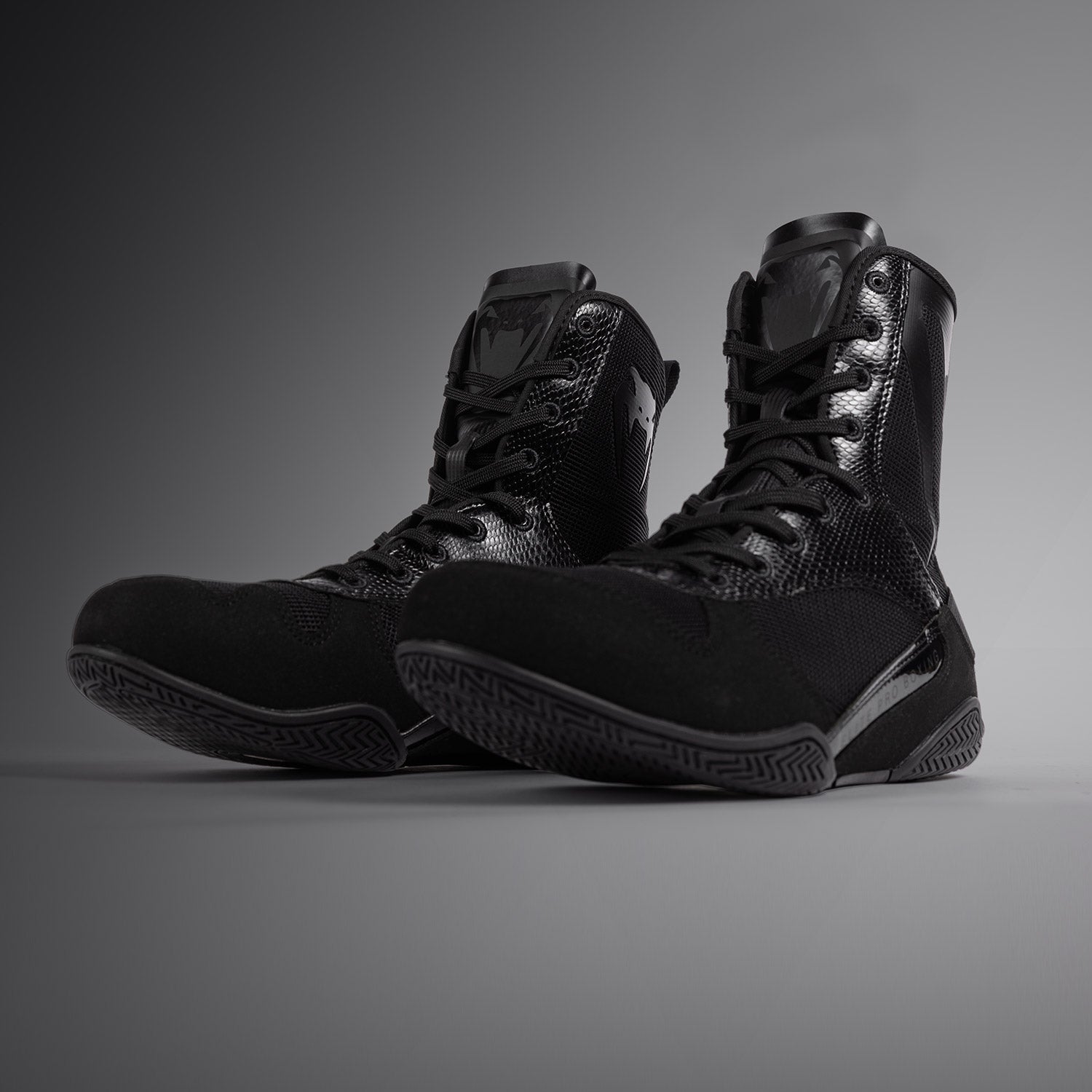 Venum Elite Boxing Shoes Black Venum - Main Image