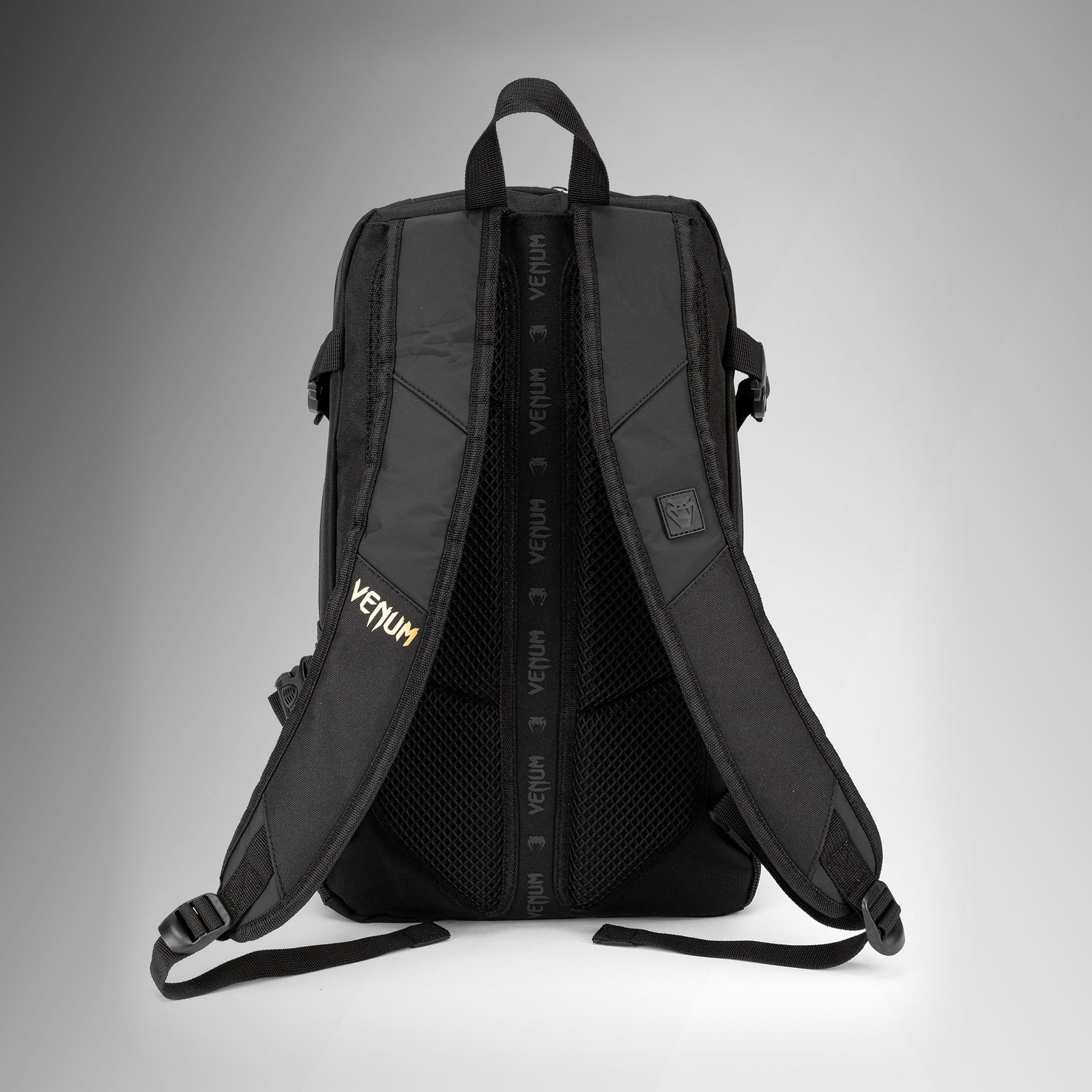 VENUM バックパック (ブラック×ブラック) Venum Challenger Pro Evo BackPack - Black/Gold - Venum