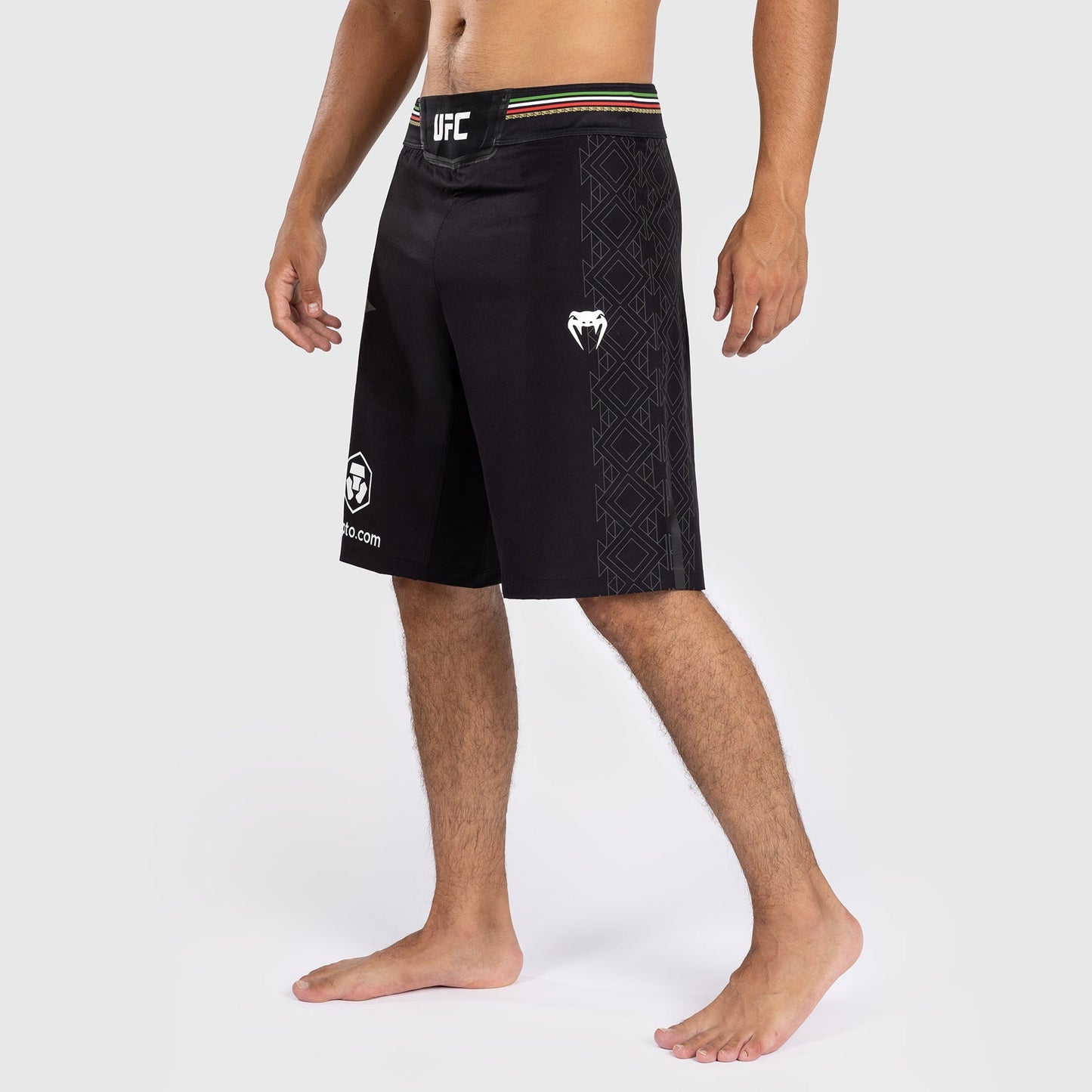 Noche UFC By Venum Authentic Fight Night Men’s Fight Short - Long Fit - Black