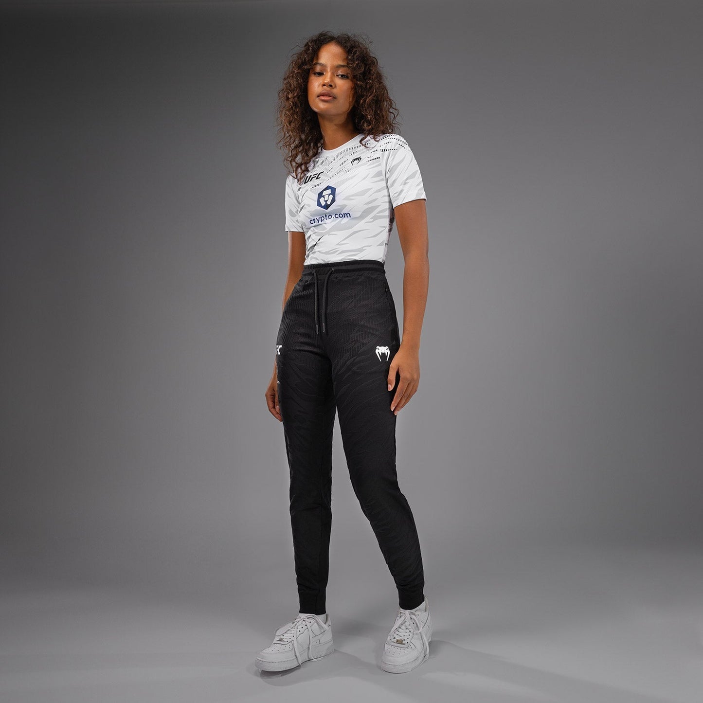 UFC Fusion by Venum Authentic Fight Night Women’s Walkout Pant - Black