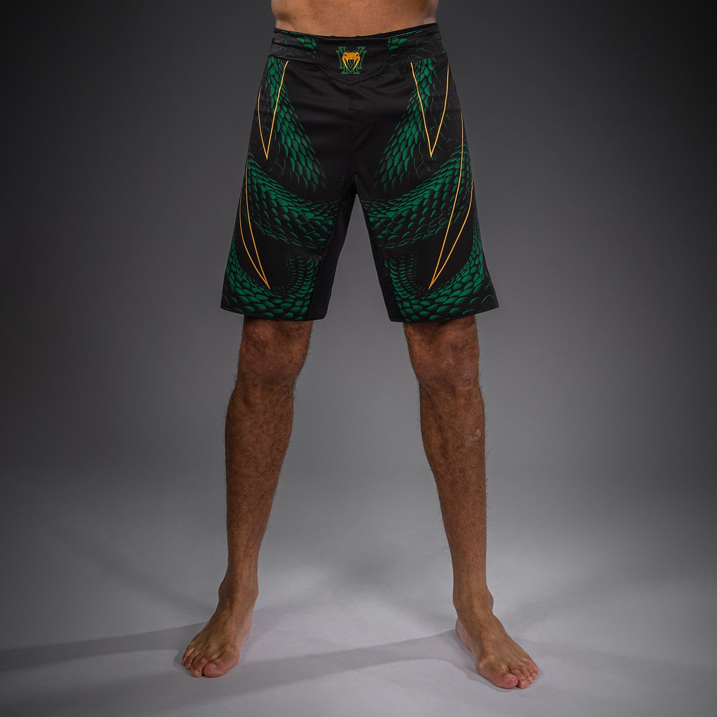Venum Matupa Fightshorts - Black/Green/Gold
