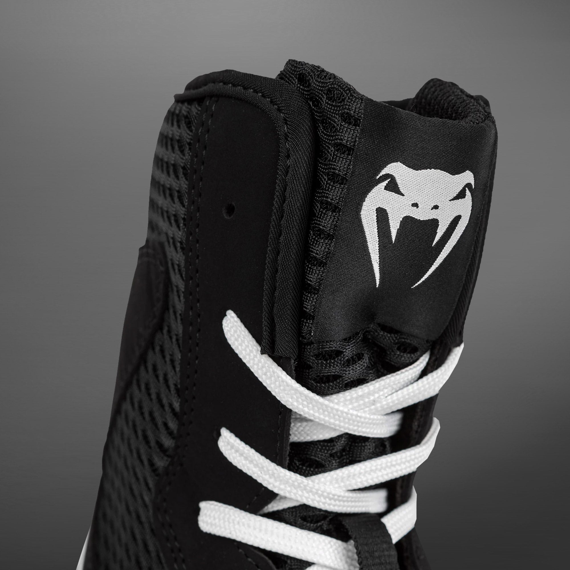Venum Contender Boxing Shoes - Black/White - Venum