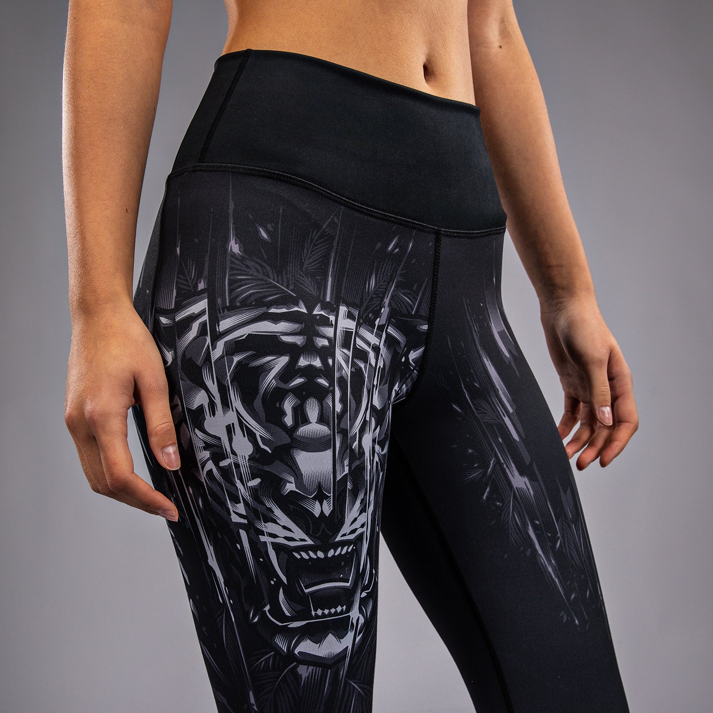 Venum Tiger Women's Leggings - Black/Silver