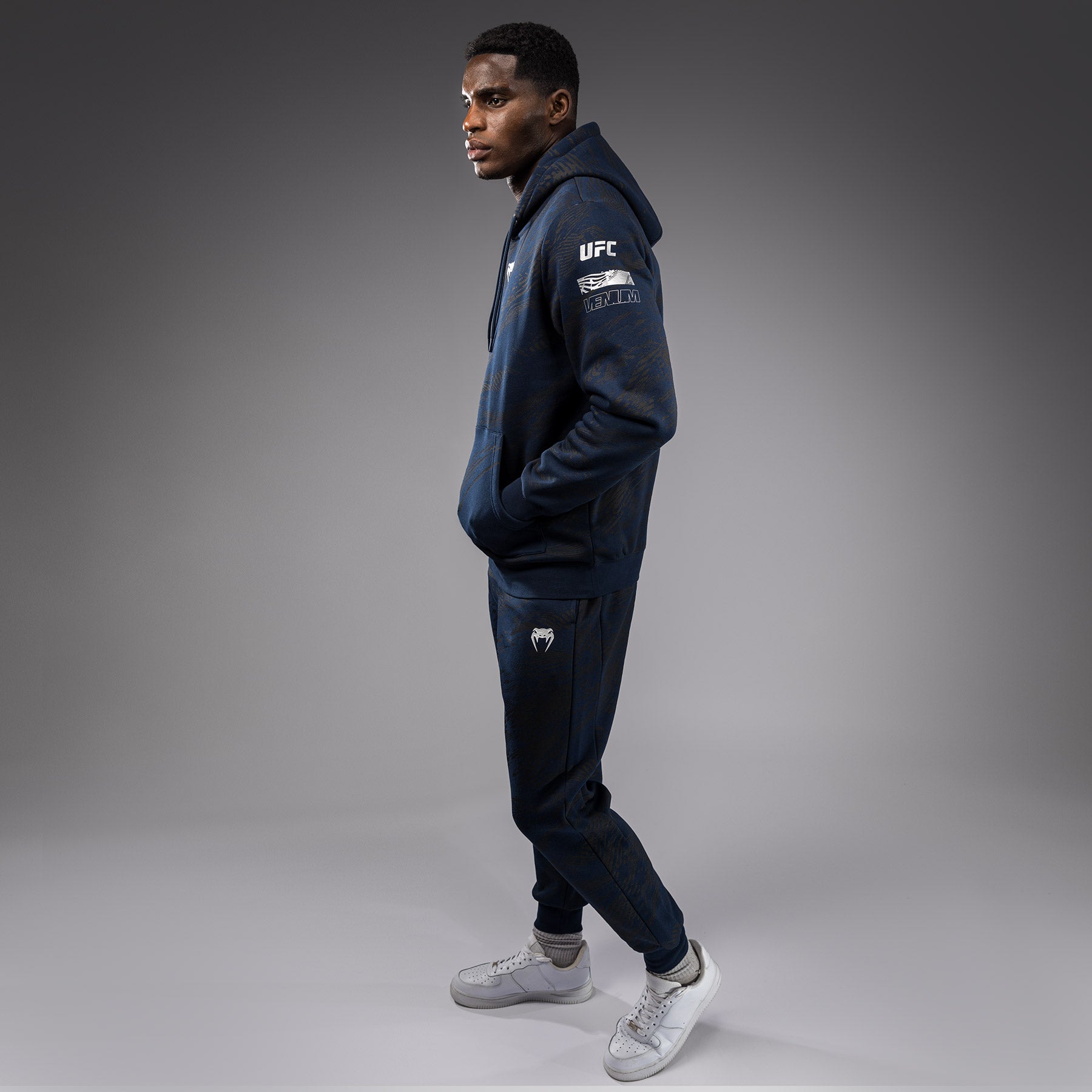 UFC Fusion by Venum Fight Week Men's Pullover Hoodie - Oceanic