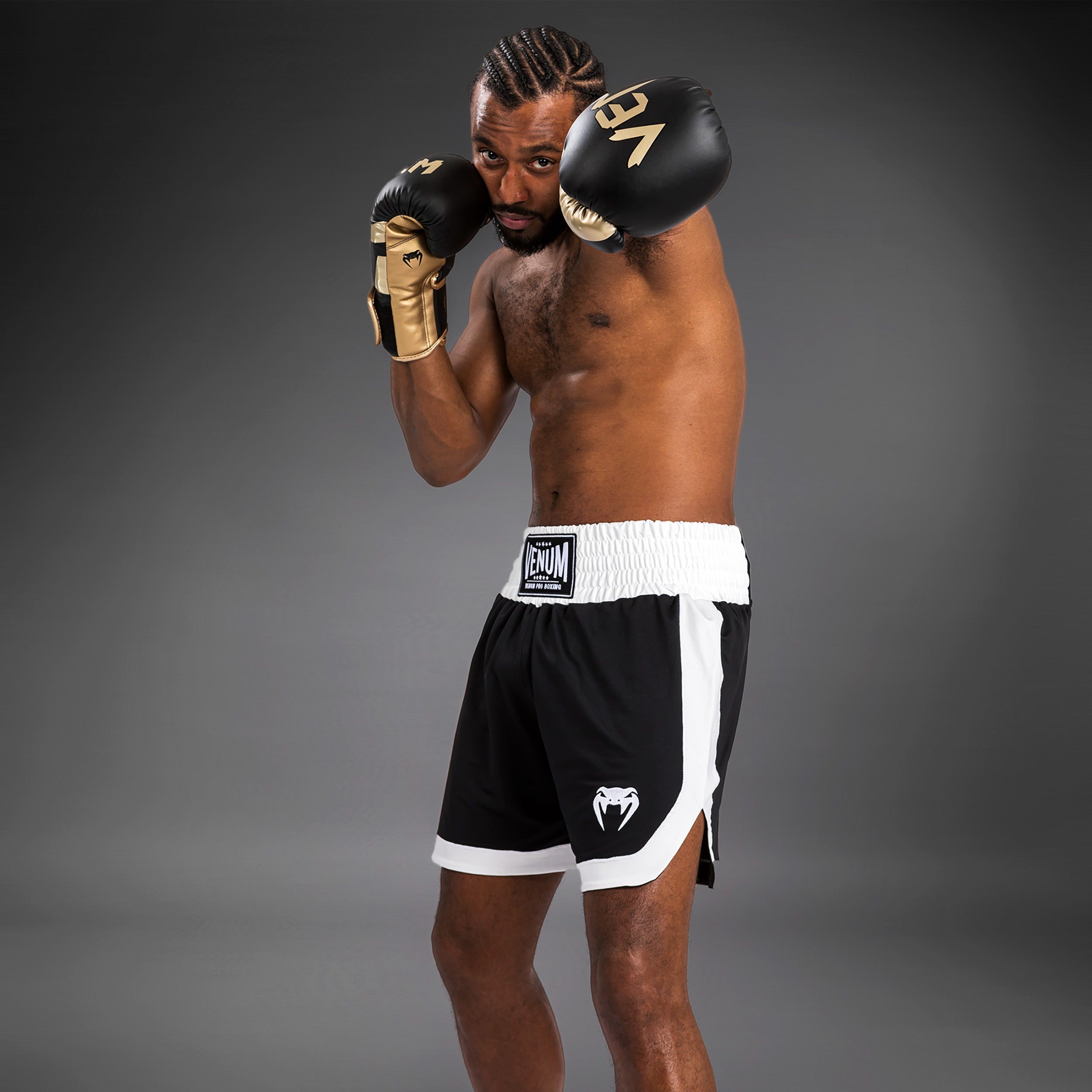 Venum Classic Boxing Shorts - Black/White - Venum