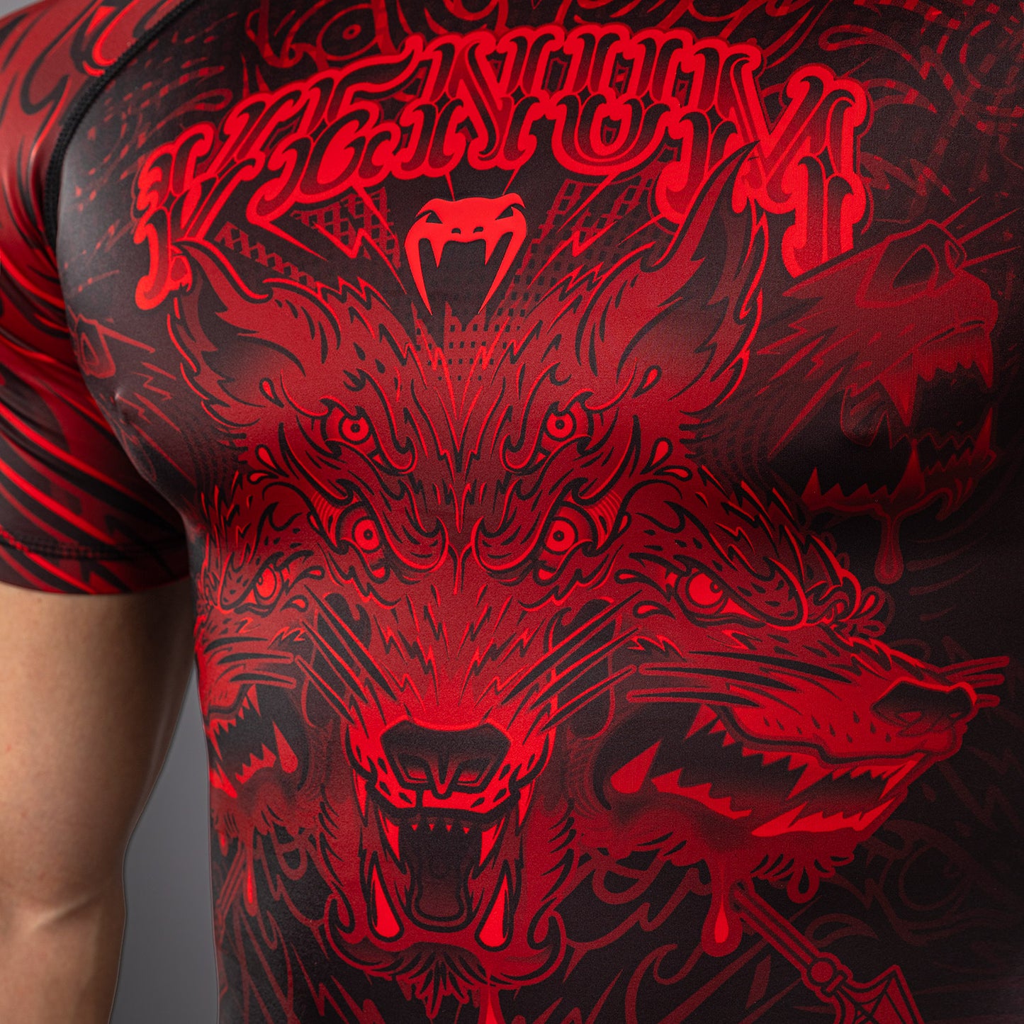 Venum Wolf Atak Short Sleeve Rashguard - Black/Red
