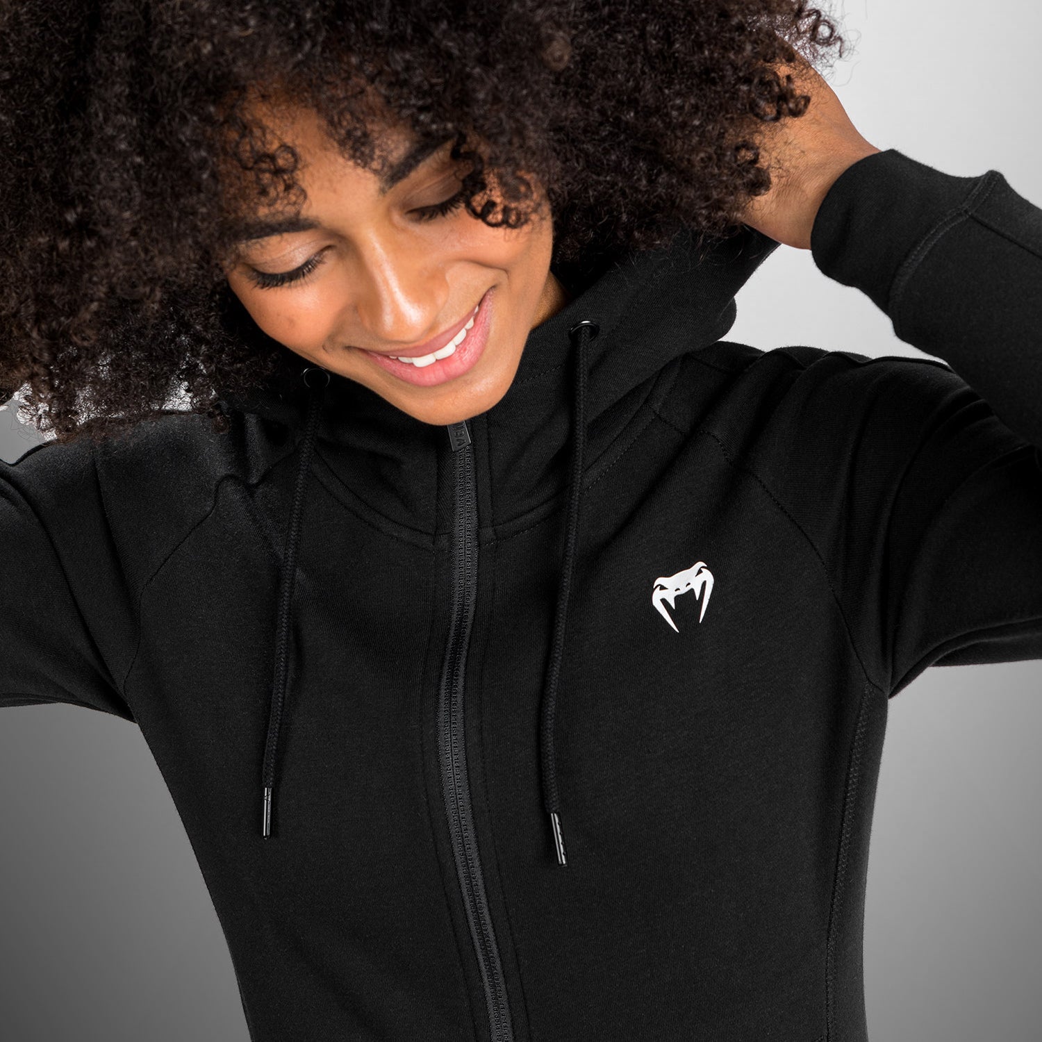 Venum Essential Women's Hoodie - Black - Venum