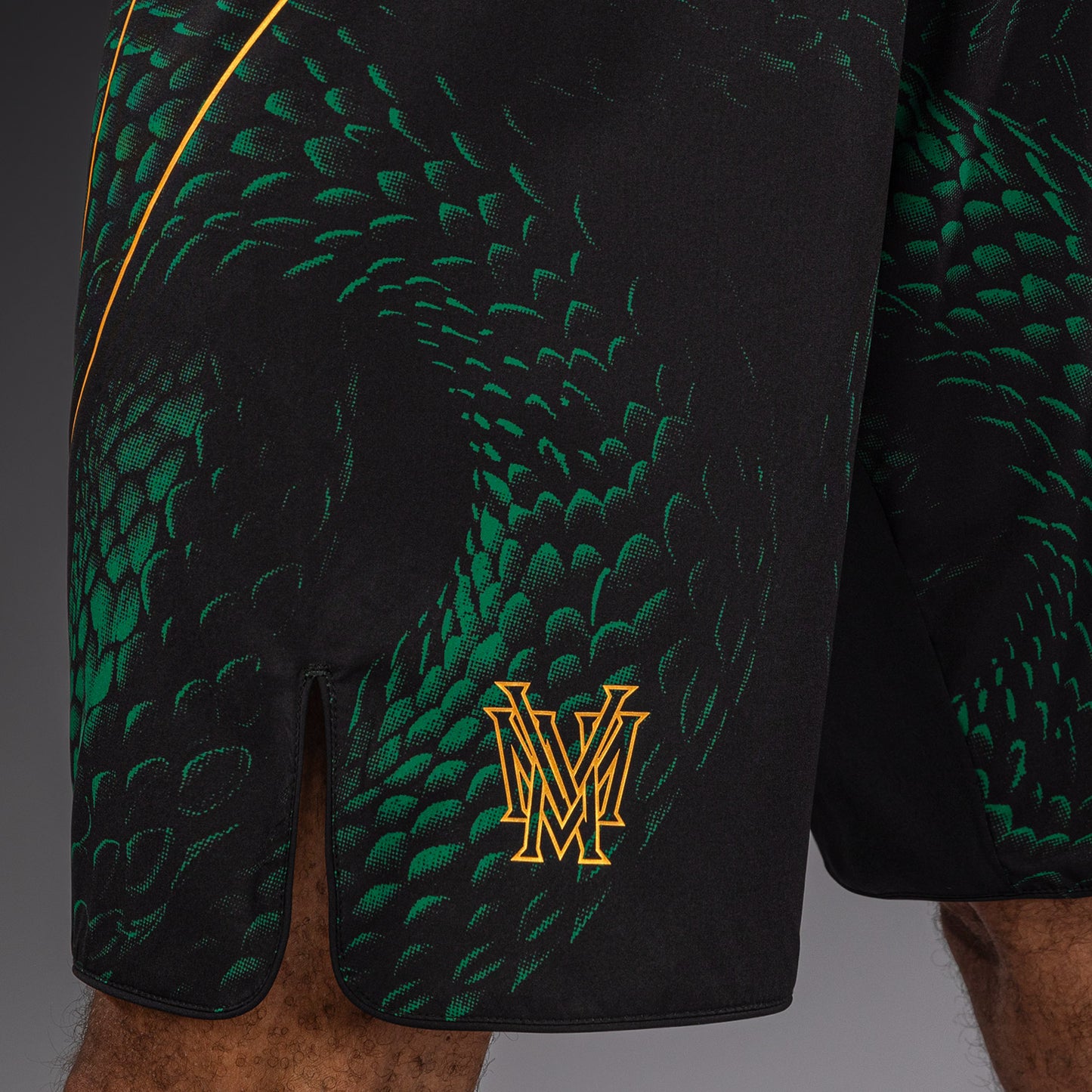 Venum Matupa Fightshorts - Black/Green/Gold