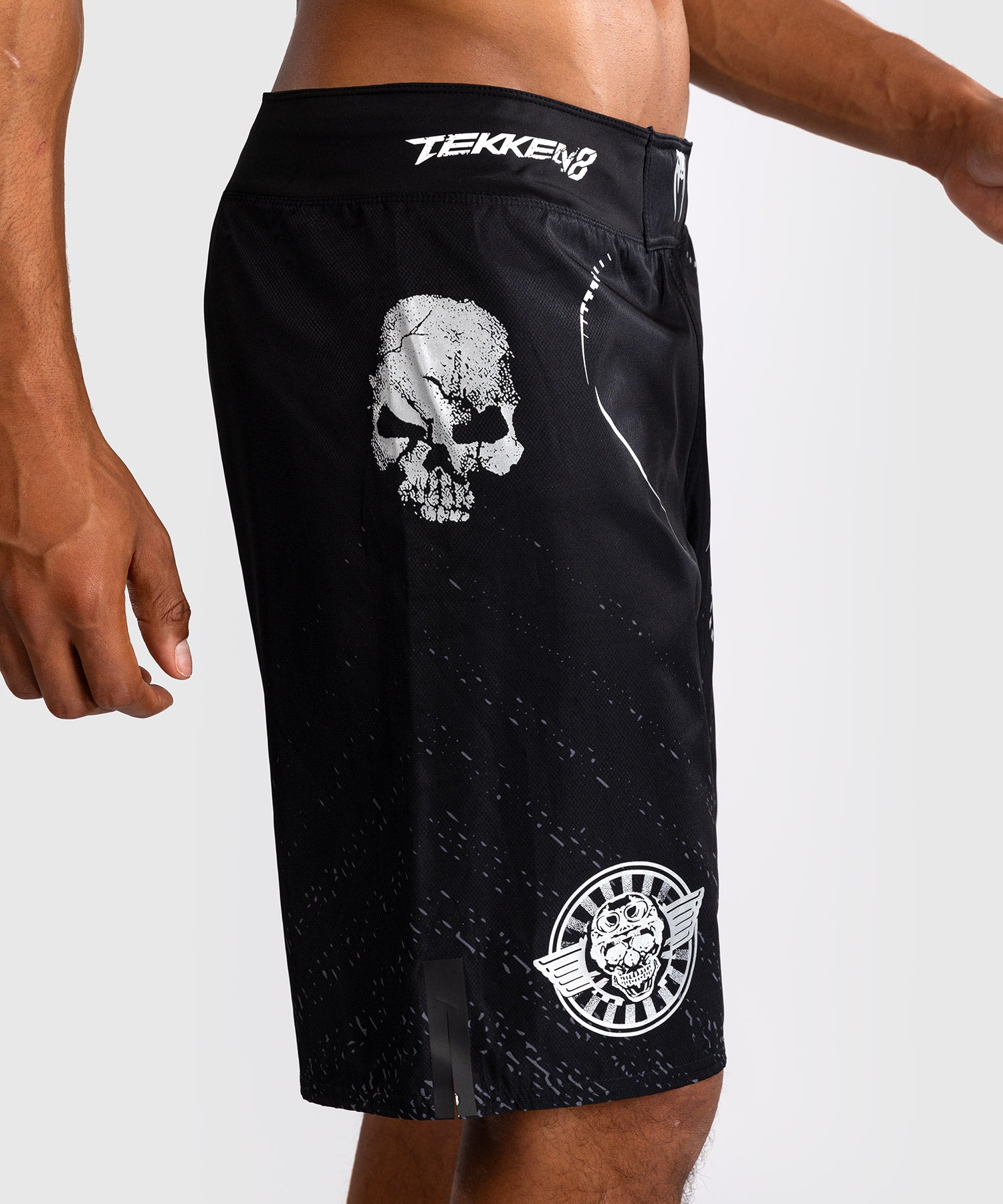 Venum x TEKKEN 8 - Paul Phoenix Fight Shorts - Black - Venum