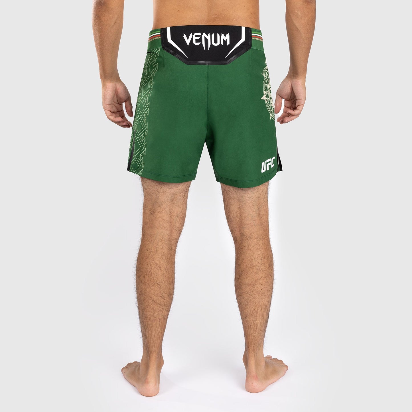 Noche UFC by Venum Authentic Fight Night Men’s Fight Short - Short Fit - Green