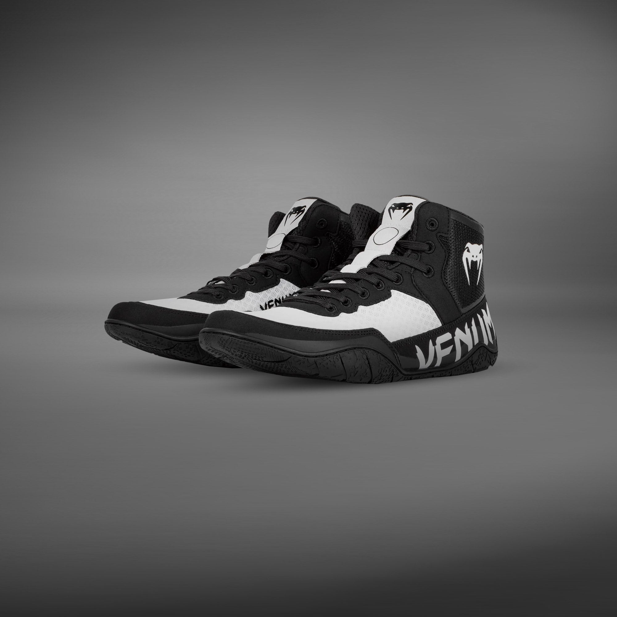 Venum Elite Wrestling Shoes - Black/White - Venum
