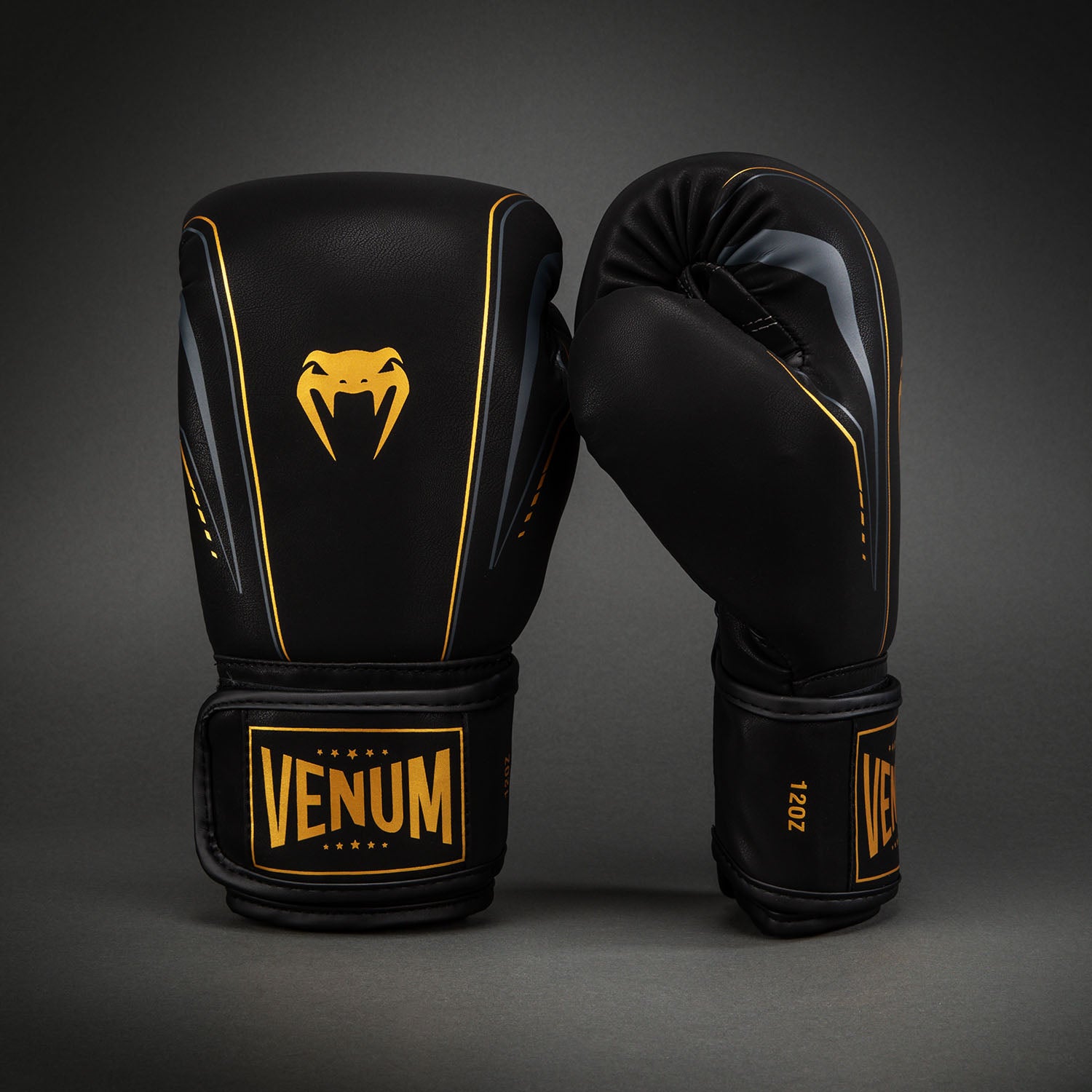 Venum Streamline Boxing Gloves - Black/Gold - Venum - Venum