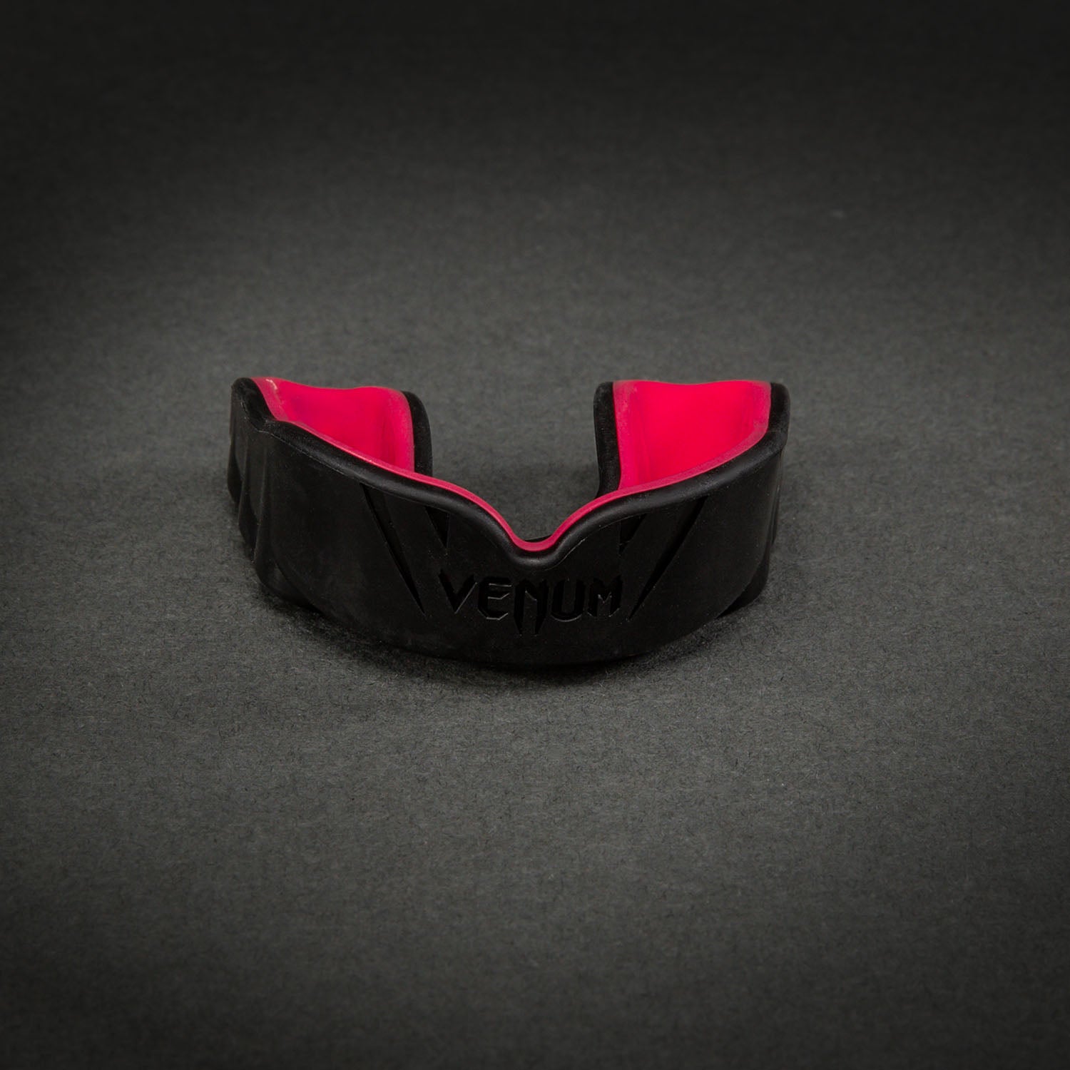 Venum Challenger Mouthguard - Black/Raspberry  product-type_Mouthguards Venum