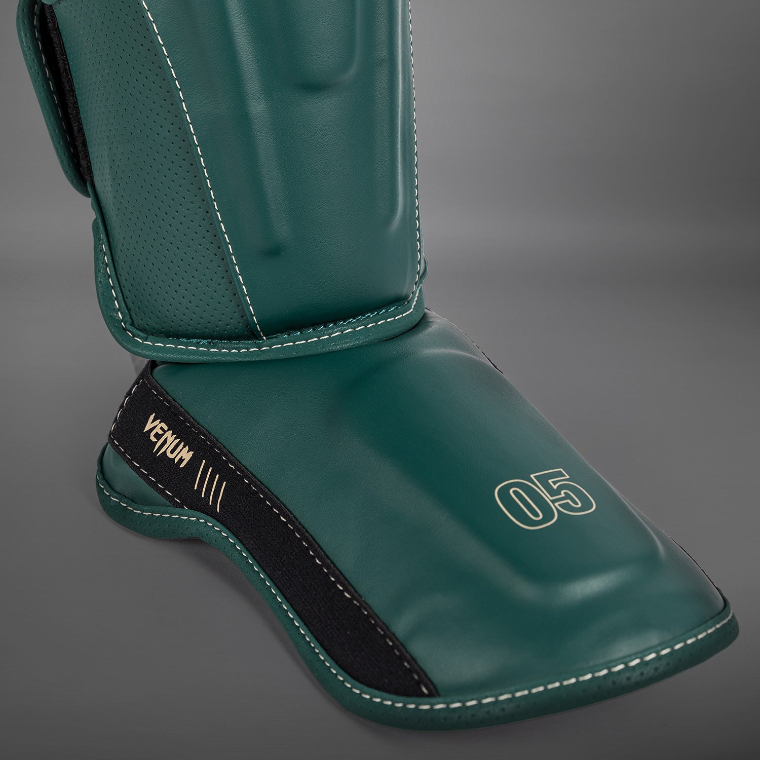 Venum Impact Evo Shin Guards - Emerald Green - Venum