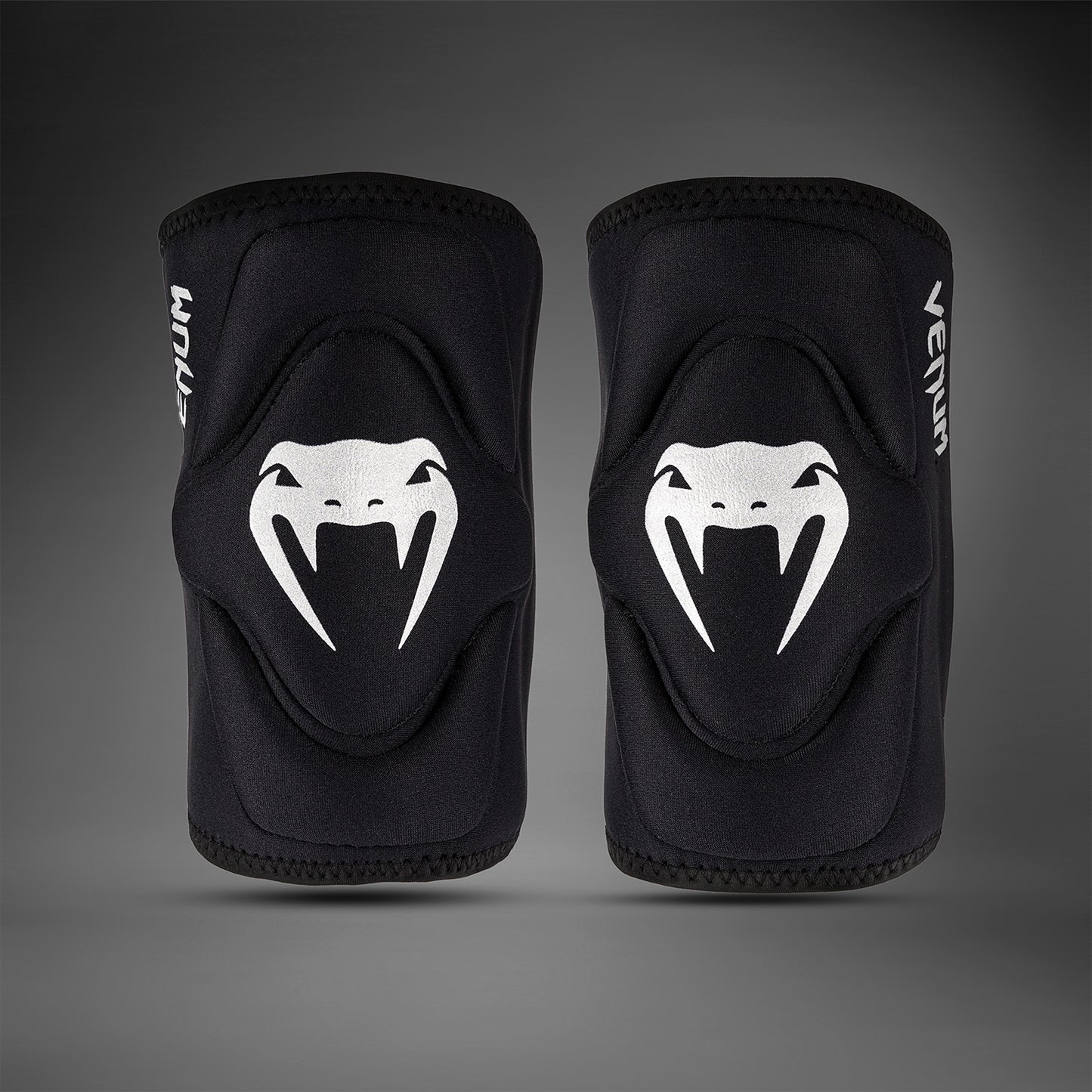 Venum Gel Kontact Knee Pads - Black/Silver