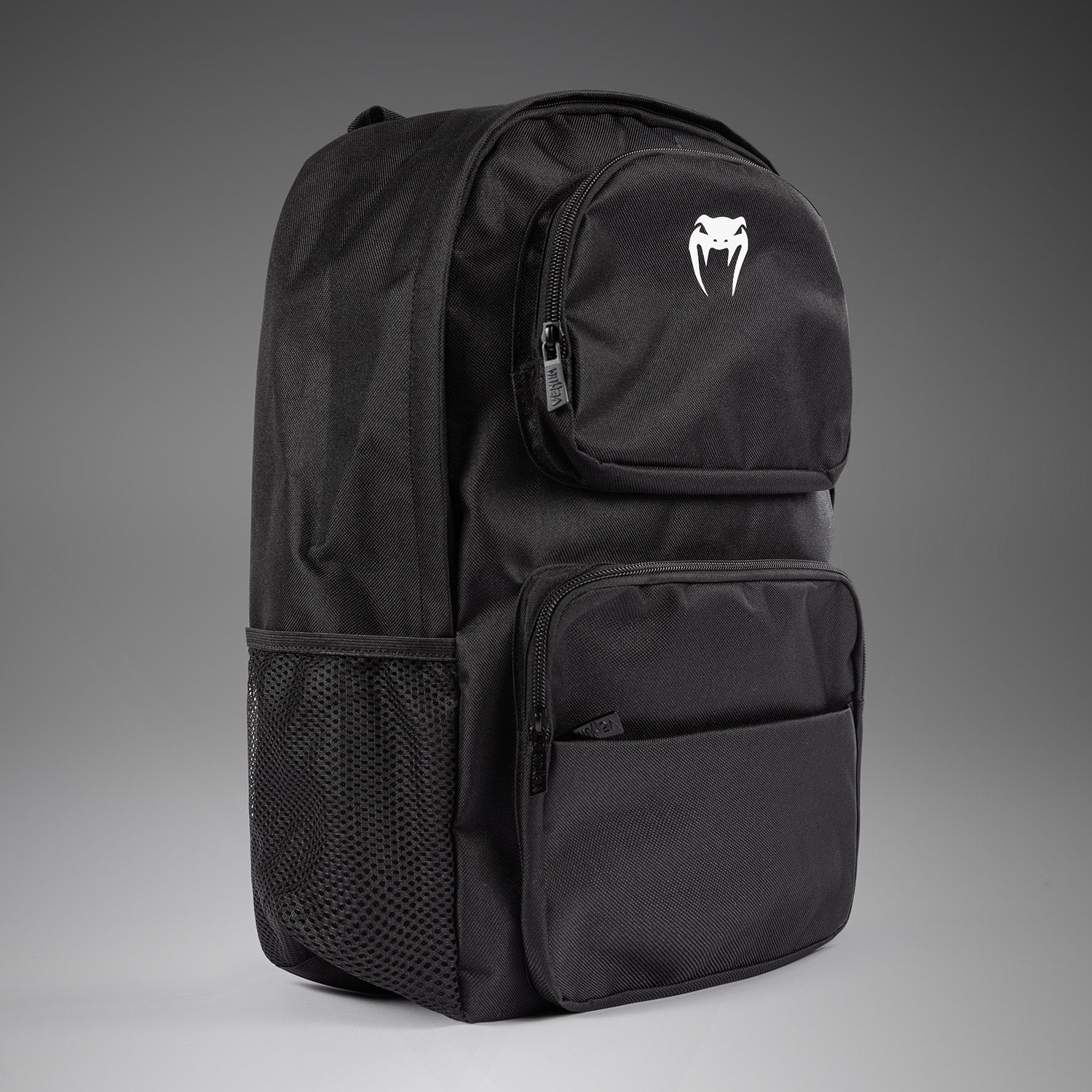 Venum Essential Backpack - Black (Medium, 24L) - Venum