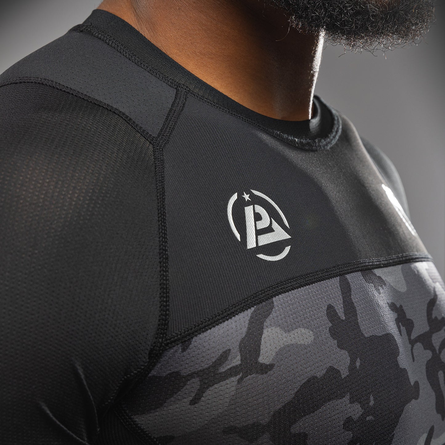 Venum x Polaris Short Sleeve Rashguard - Black/Storm Grey