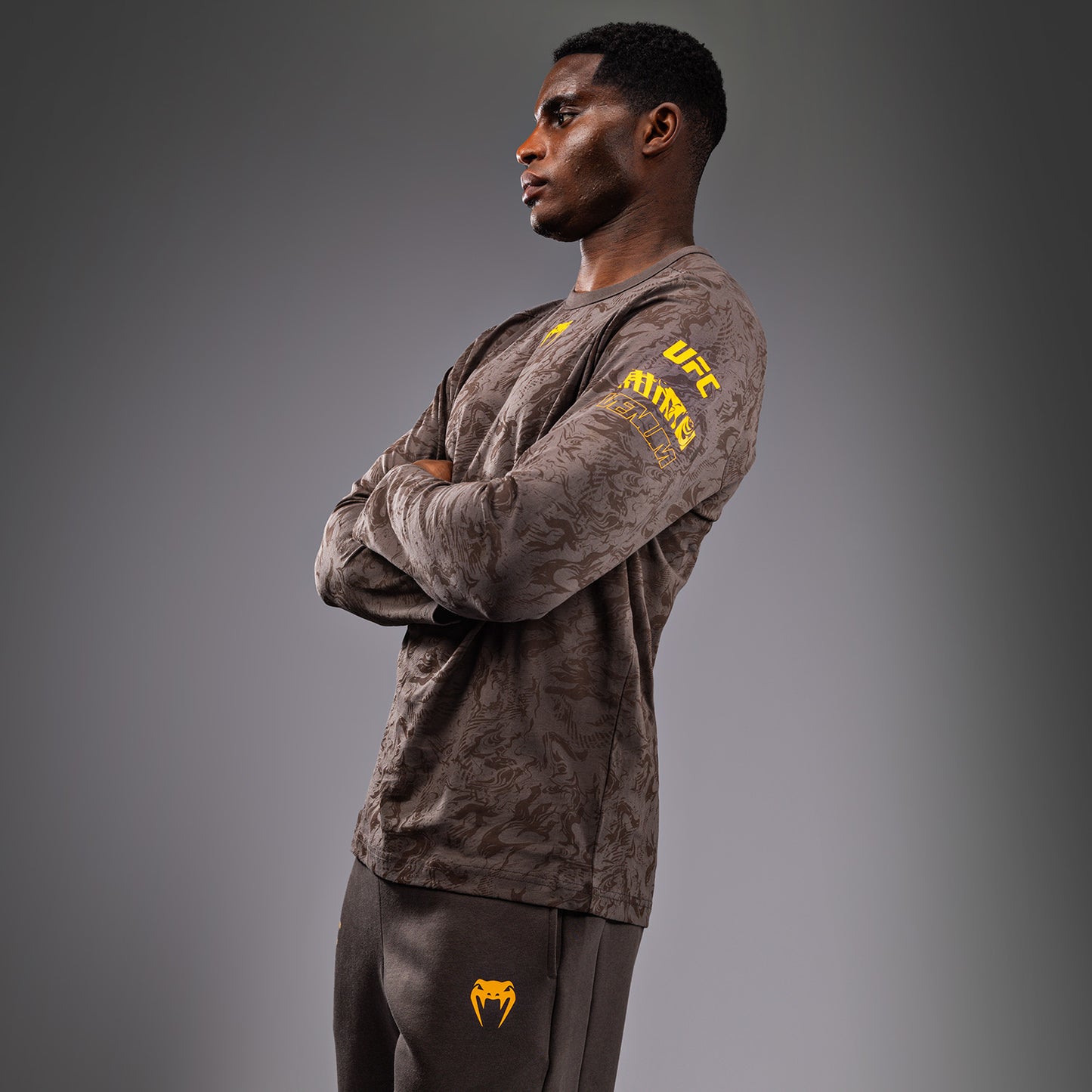 UFC Fusion by Venum Fight Week Men’s Long Sleeve T-Shirt - Earthen Brown