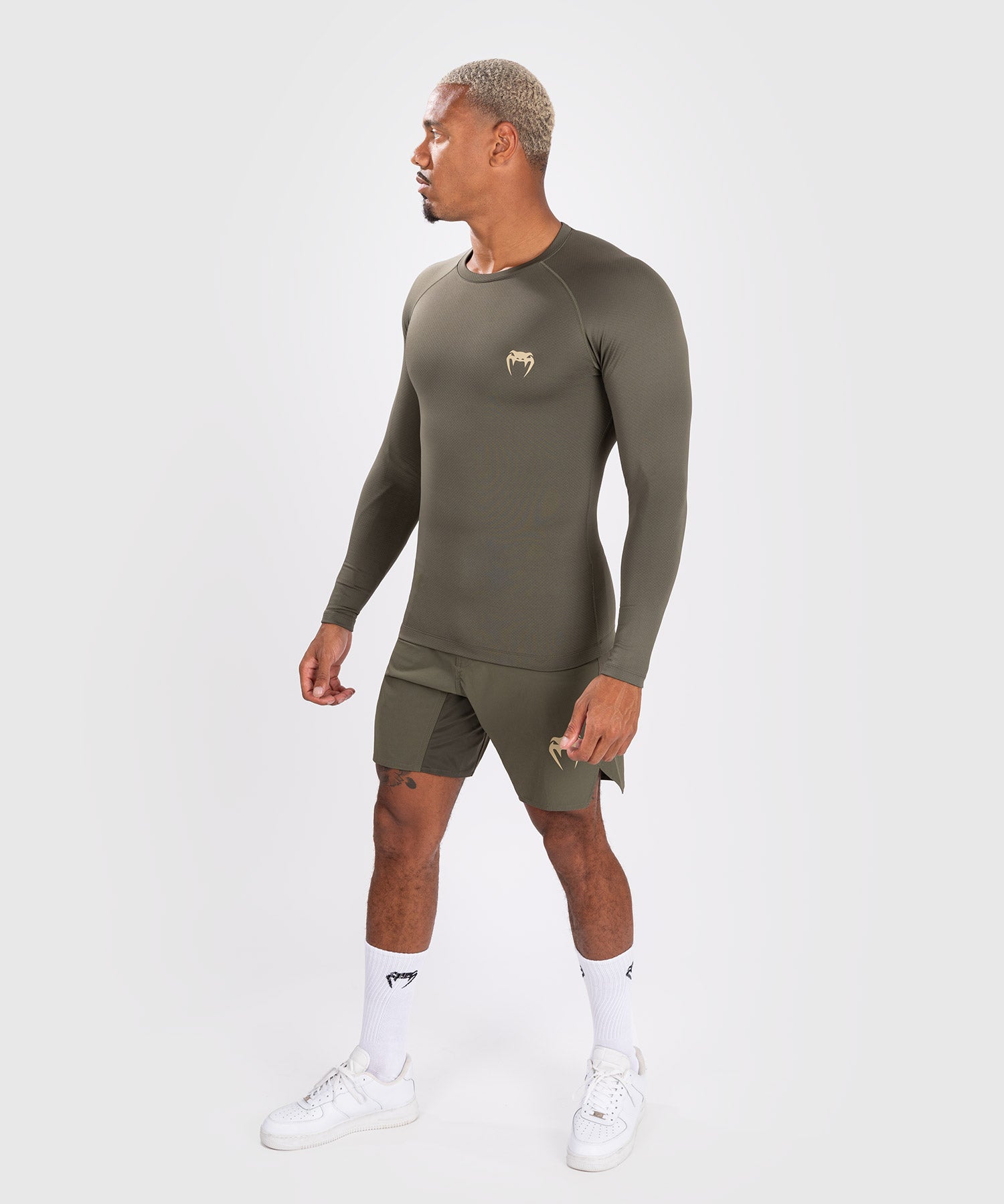 Rashguard à manches longues pour hommes Venum Contender - Kaki - T-shirts de compression