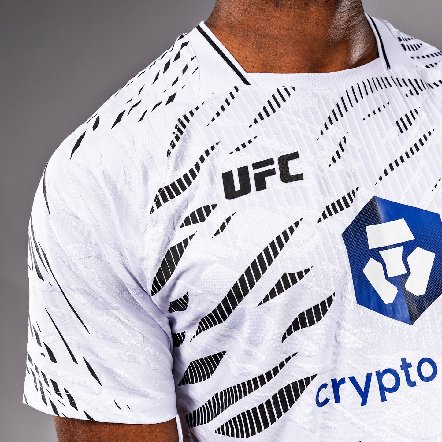 UFC Fusion by Venum Authentic Fight Night Men’s Walkout Jersey - White