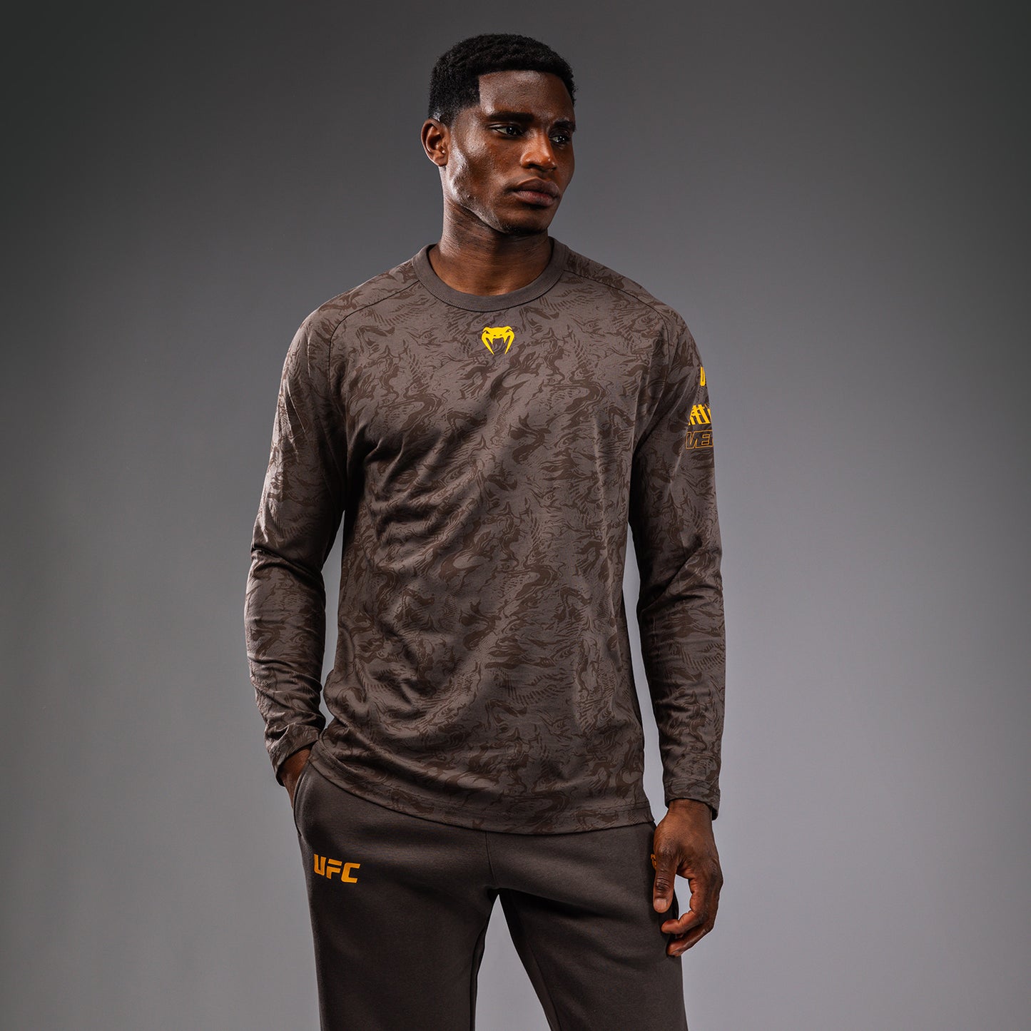 UFC Fusion by Venum Fight Week Men’s Long Sleeve T-Shirt - Earthen Brown