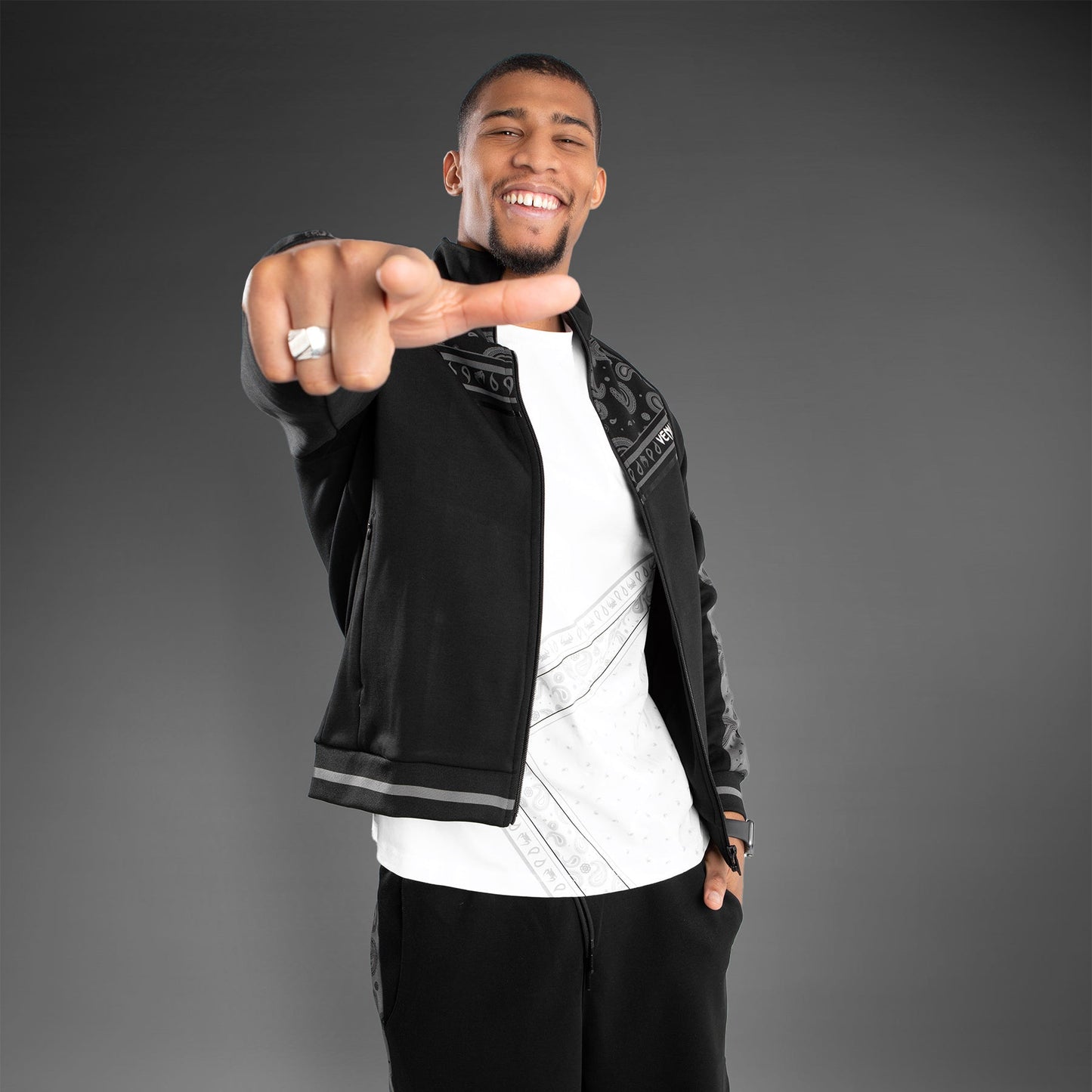 Venum Cali 34 Track Jacket - Black
