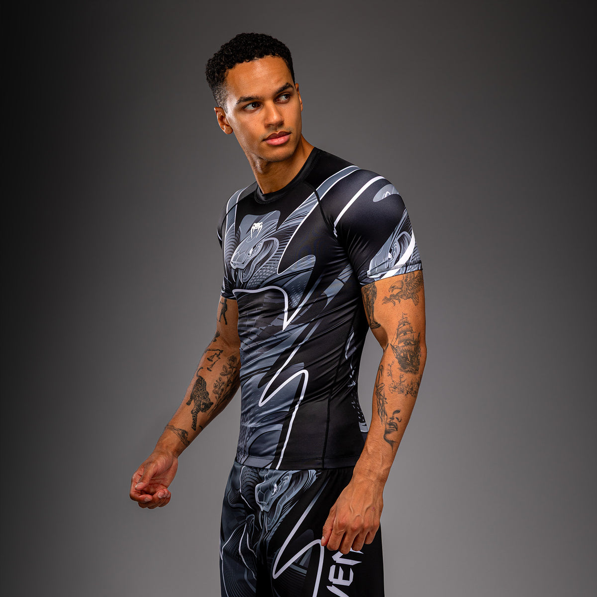 Crimson Viper 2.0 Short Sleeves Rashguards Black/Grey