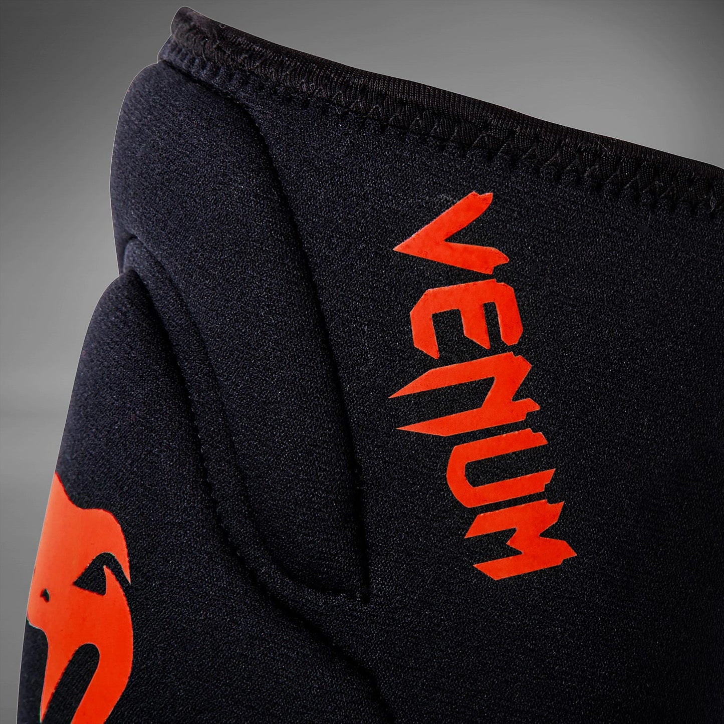 Venum Kontact Knee Pads - Pair - Black/Red