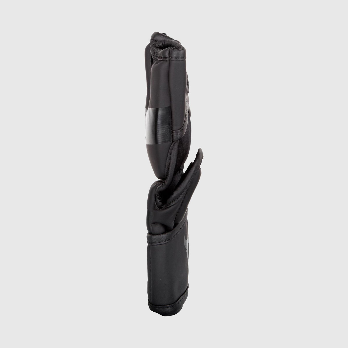 Ringhorns Charger by Venum MMA Gloves - Black/Black