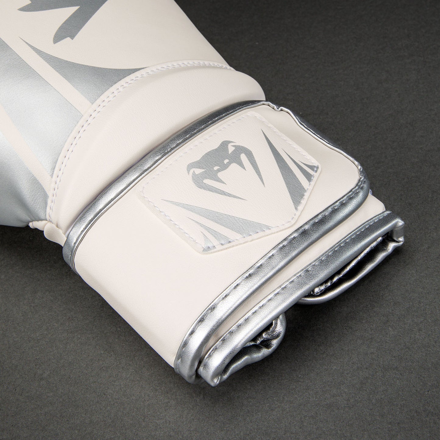 Venum Challenger 2.5 Boxing Gloves – White/Silver