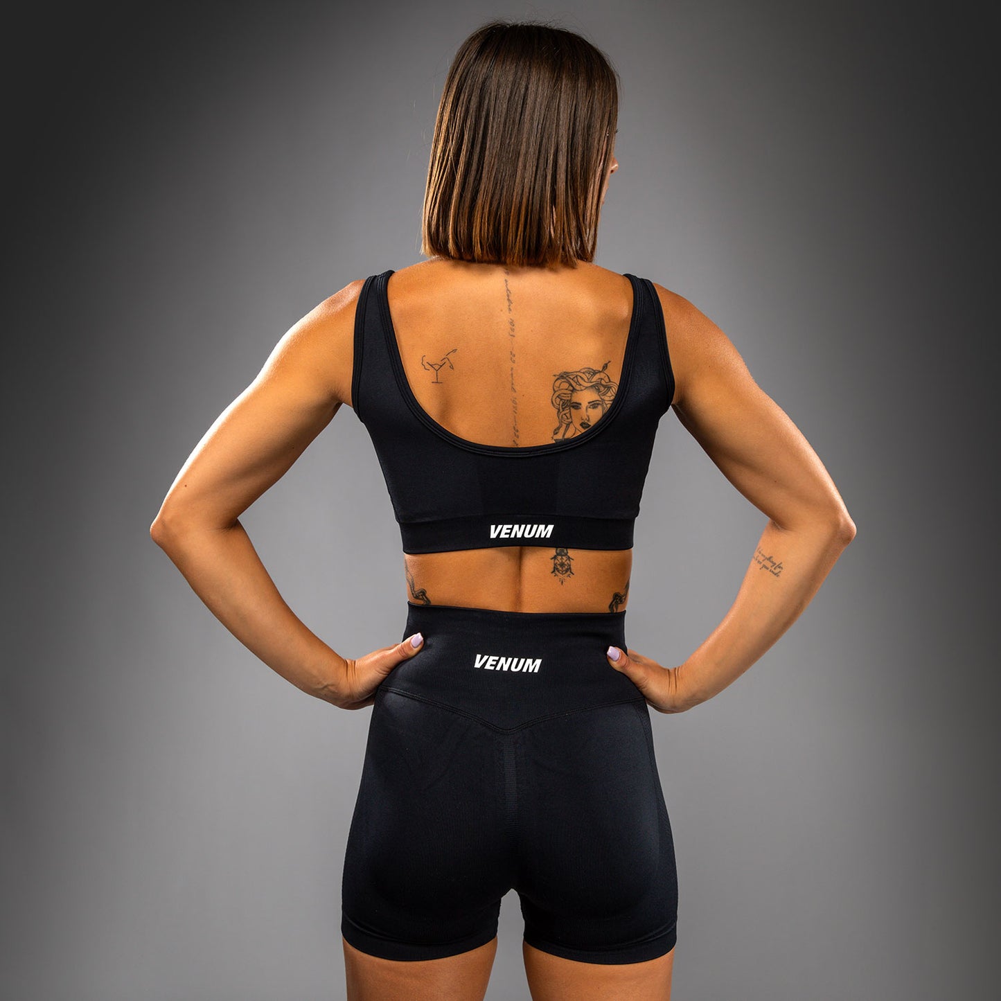Venum Sculpt Long Sports Bra - Black/White