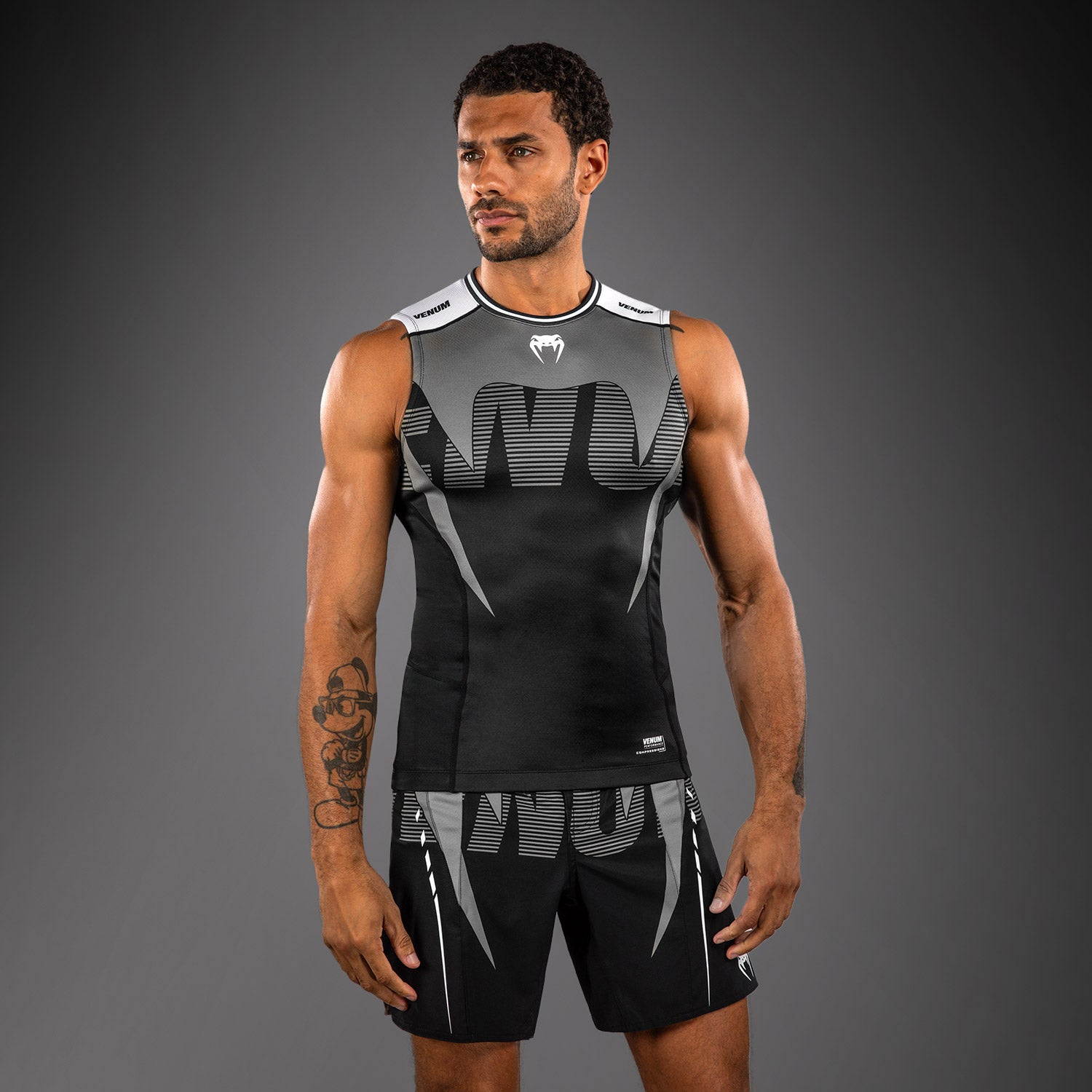 Venum Adrenaline Sleeveless Rashguard - Black/Silver Grey - Venum