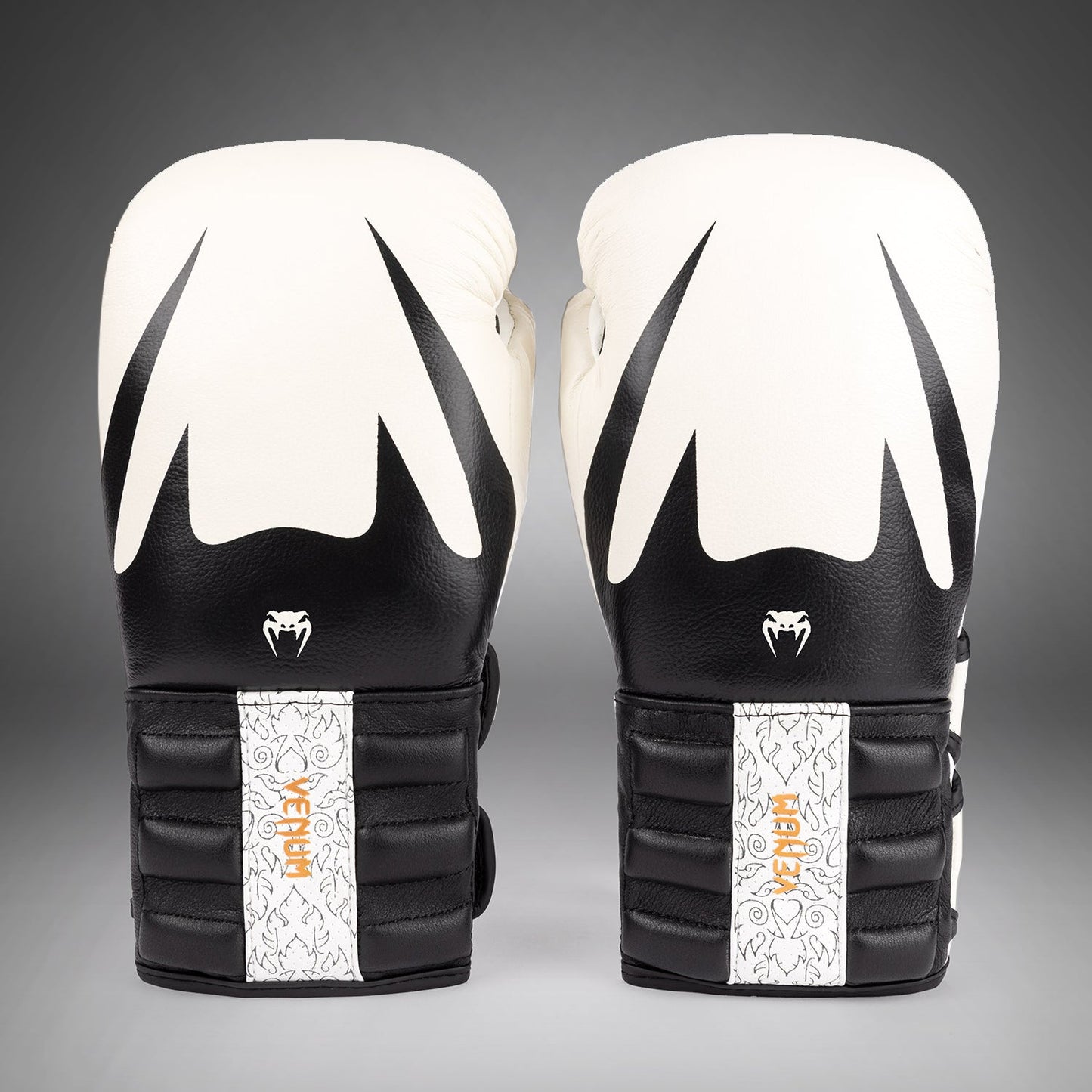 Venum Reverso Boxing Gloves - Snow White / Black