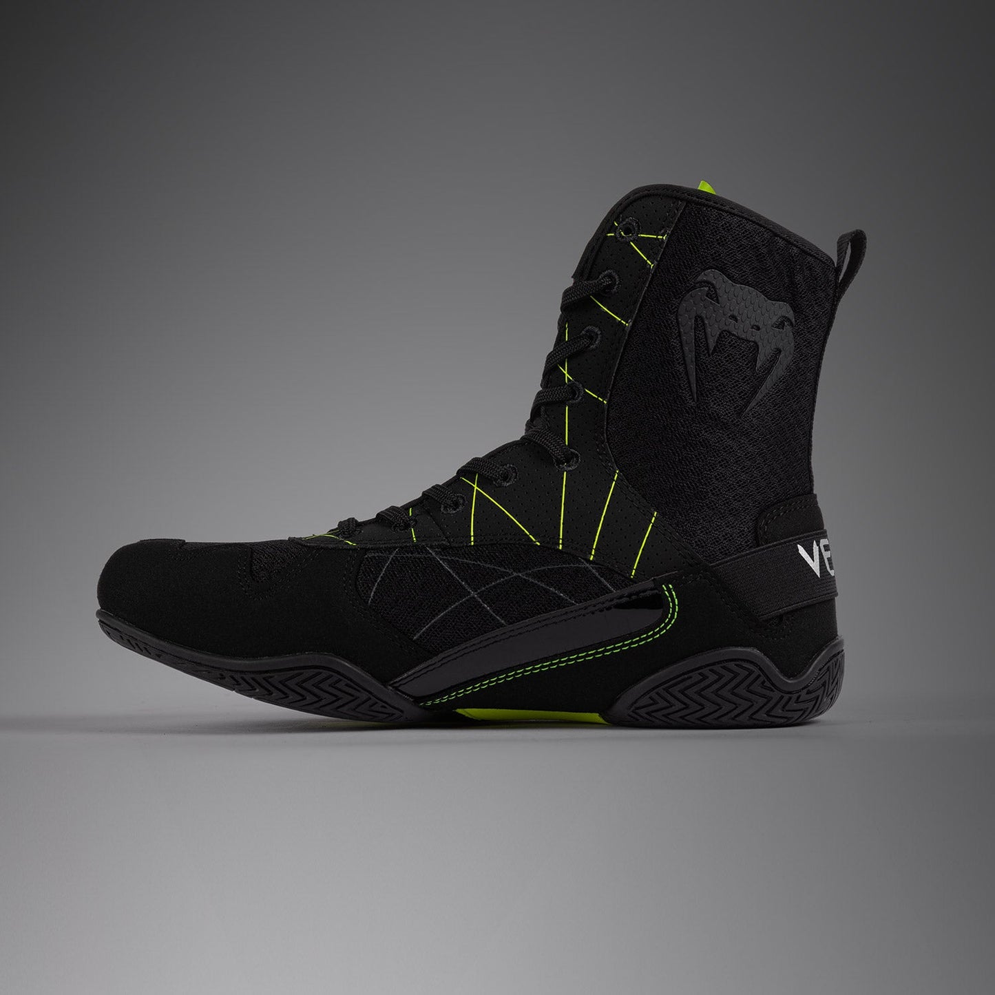 Venum Training Camp 4.0 Boxing Shoes - Black/Neon Green