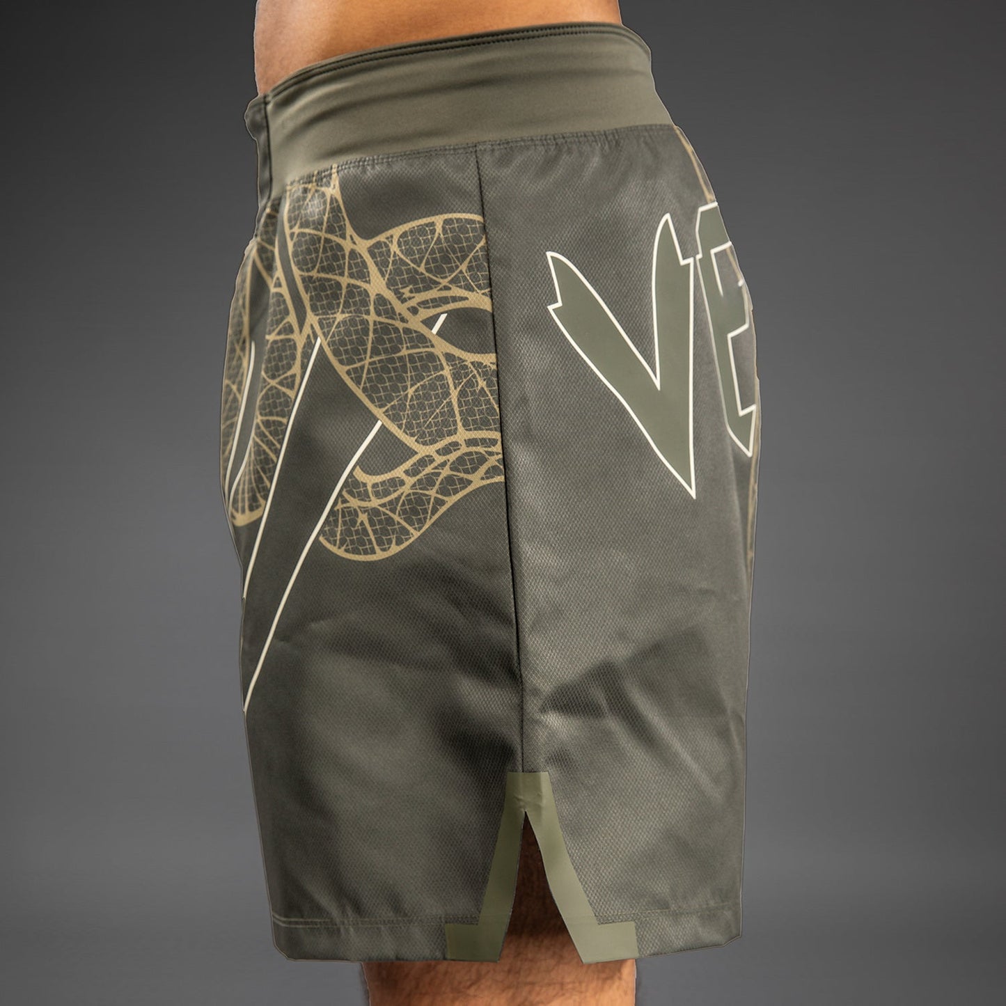 Venum Serpenti Fight Shorts - Khaki/Bronze/Ivory