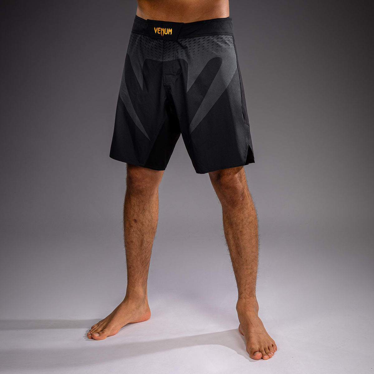 Venum Attack Fightshorts - Black/Gold