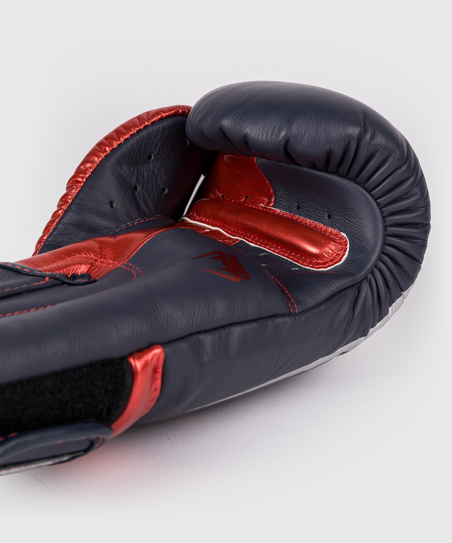 Venum Giant 3.0 Boxing gloves - Navy Blue/Red - Special Edition