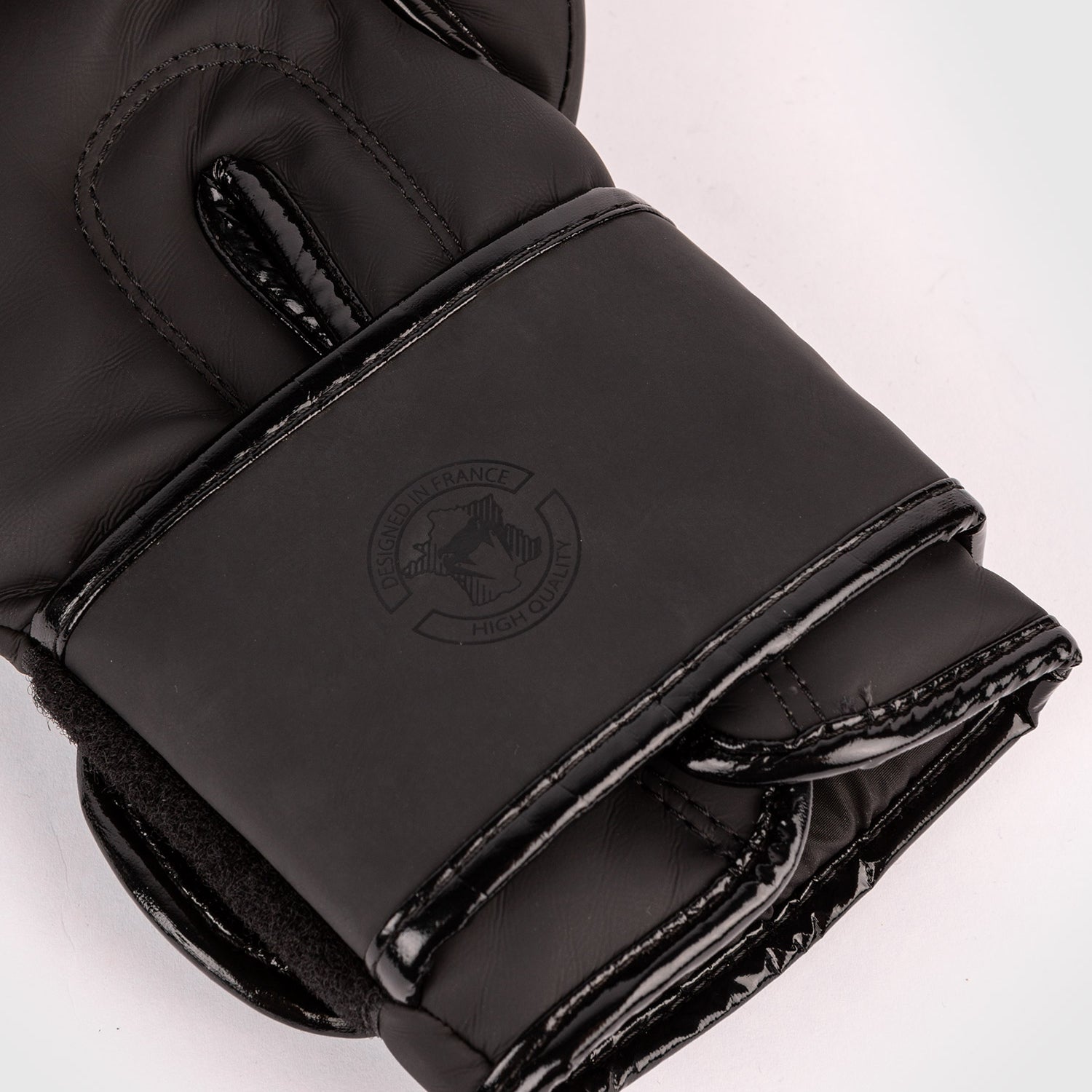 Venum Boxing Gloves Contender 2.0 - Black/Black - Venum
