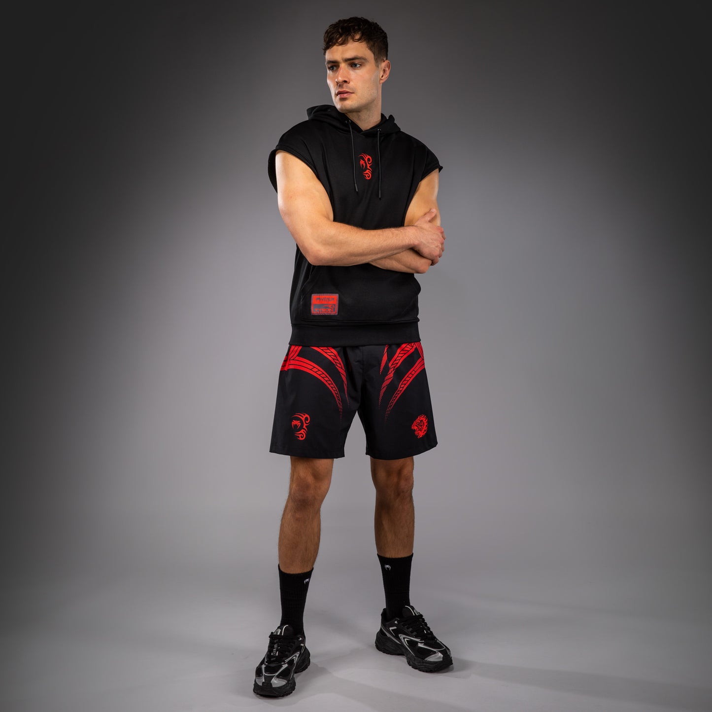 Venum x Mike Tyson Tiger Sleeveless Hoodie - Deep Black/Intense Red
