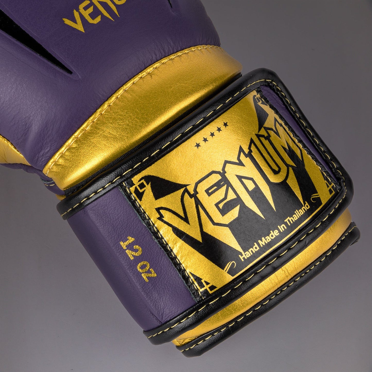 Venum Giant 3.0 Boxing gloves - Dark Purple/Gold - Special Edition