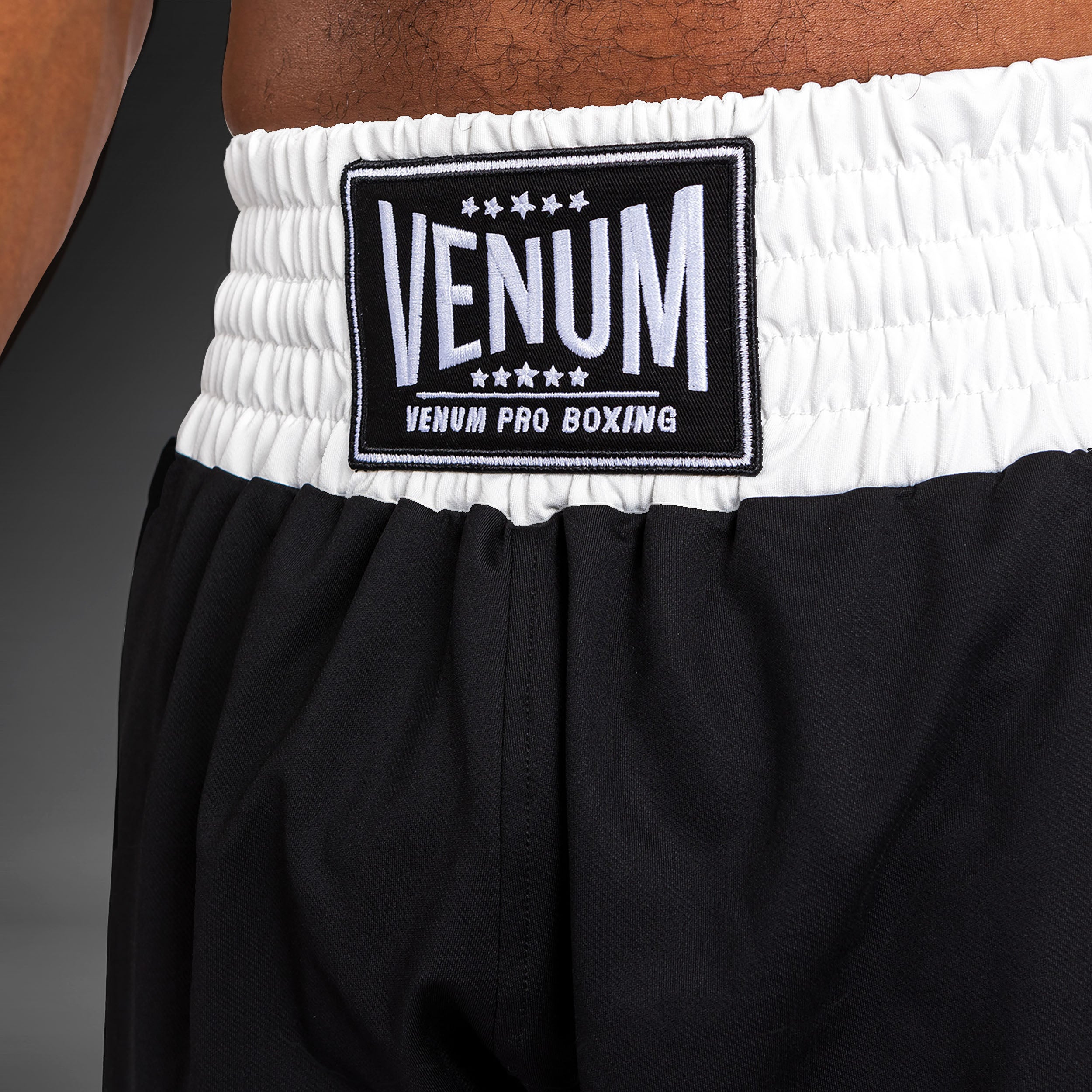 Venum Classic Boxing Shorts - Black/White - Venum