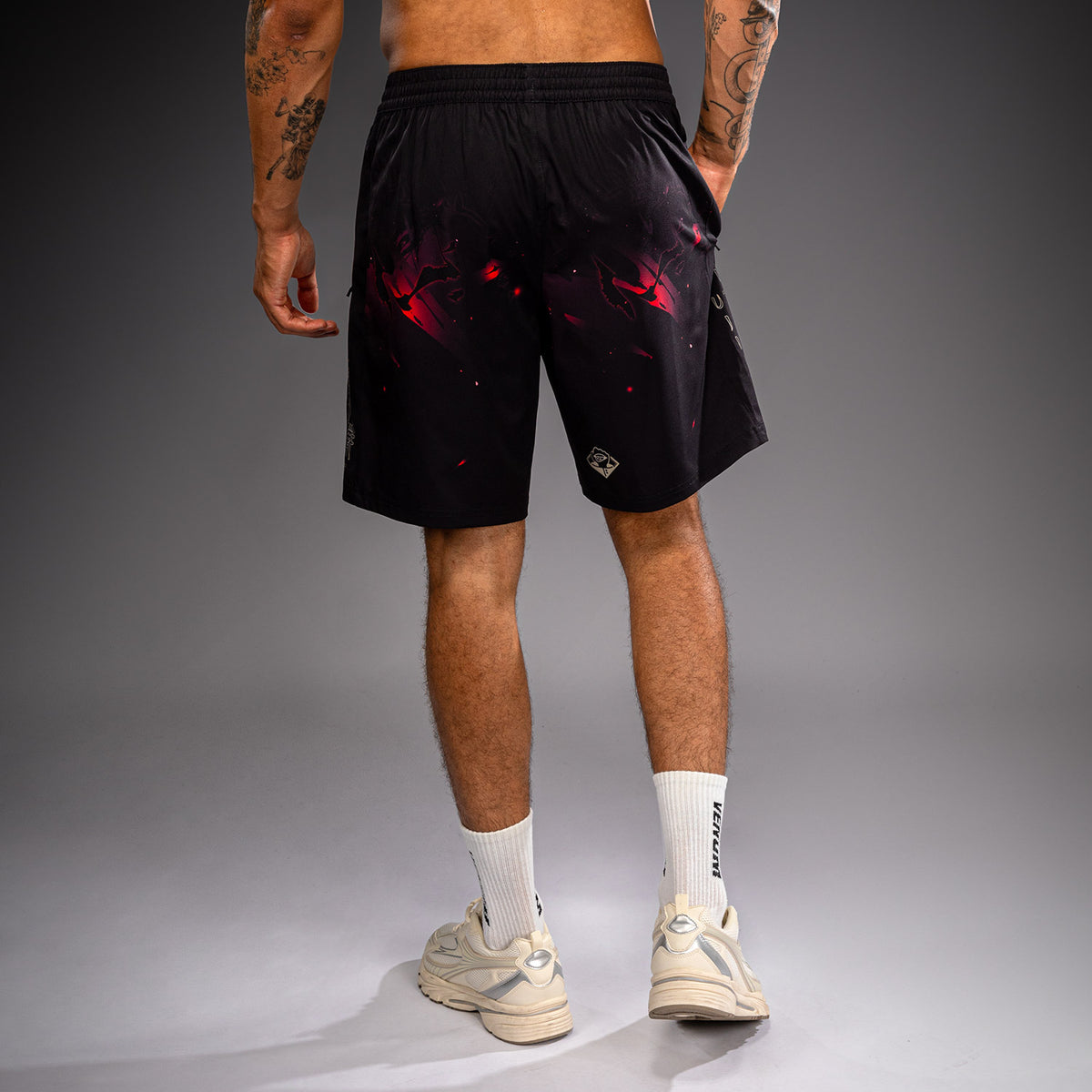 Jujutsu Kaisen x Venum Itadori Training Shorts - Black/Red
