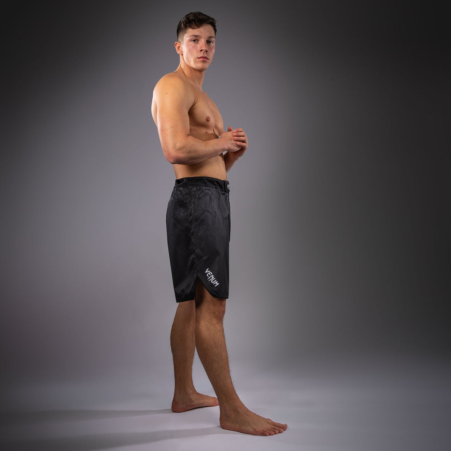 Venum Black Viper Fightshort - Black