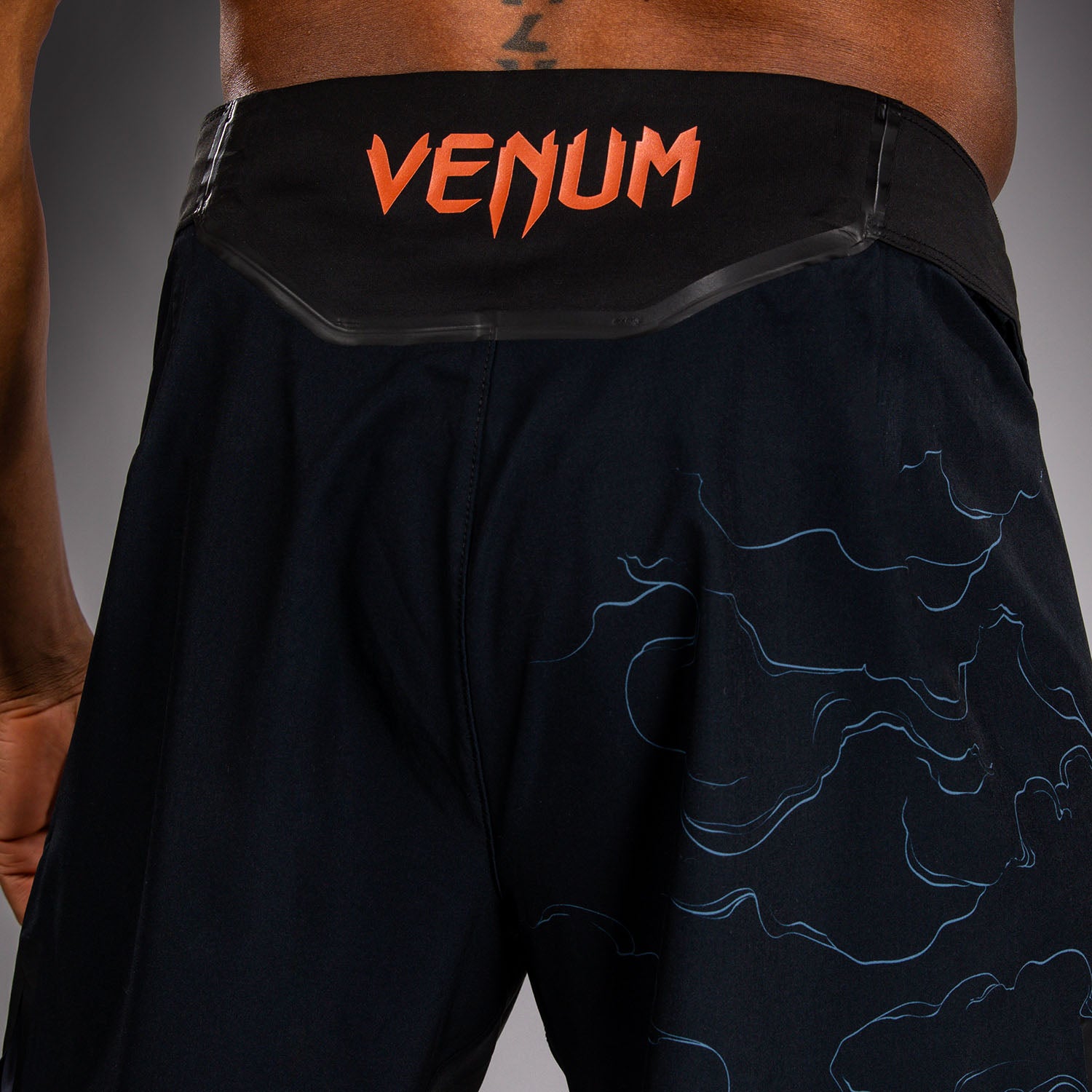 Venum Thunder Dragon ファイトショーツ ブラック XS Venum Thunder Dragon Fightshorts - Black/Grey/Copper - Venum