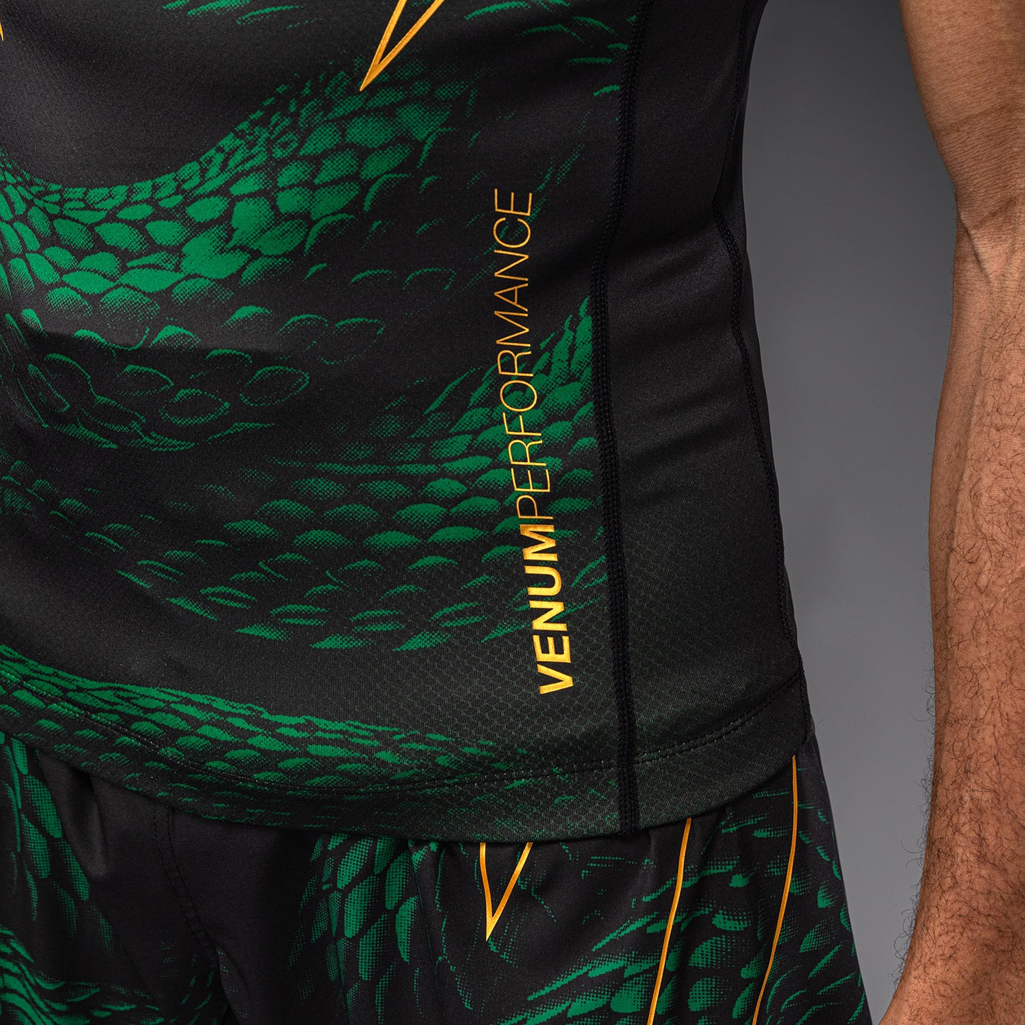Venum Matupa Short Sleeve Rashguard - Black/Green/Gold