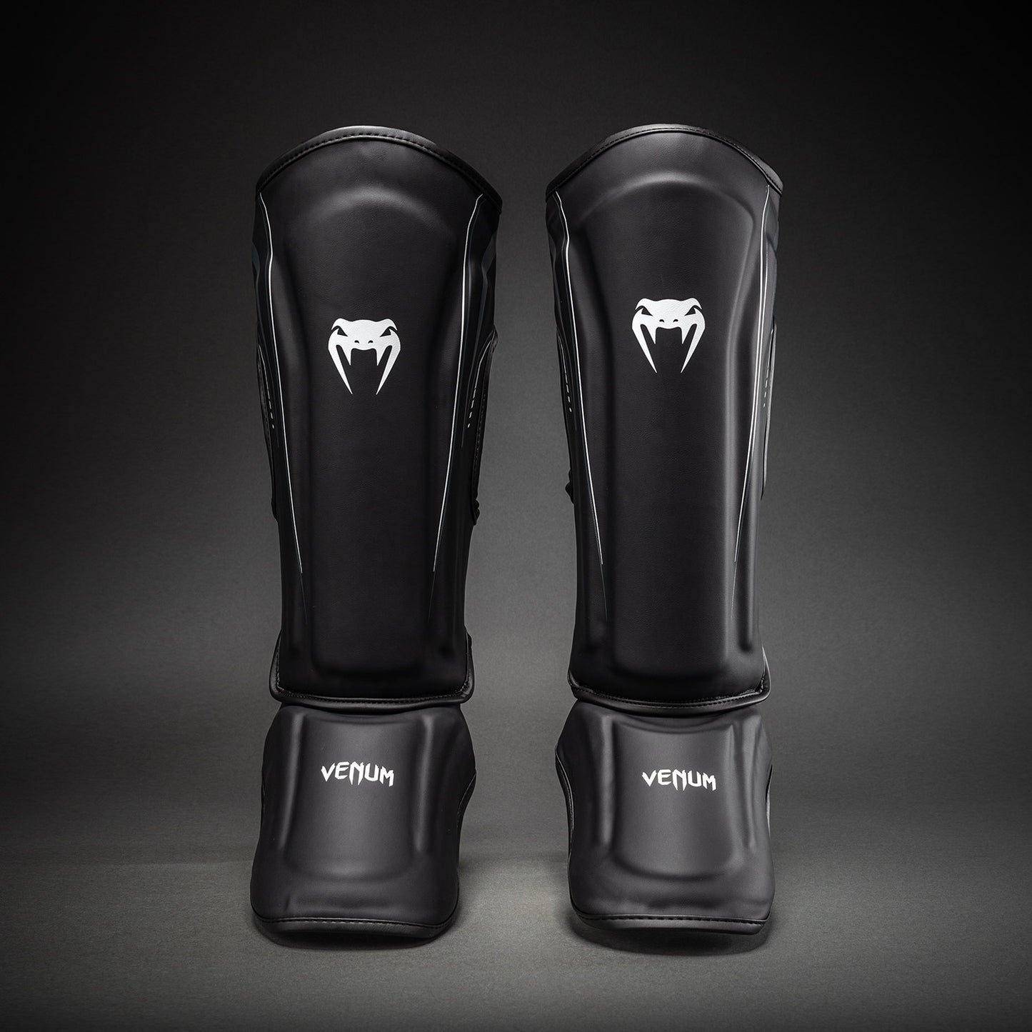 Venum Streamline Shin Guards - Black/White