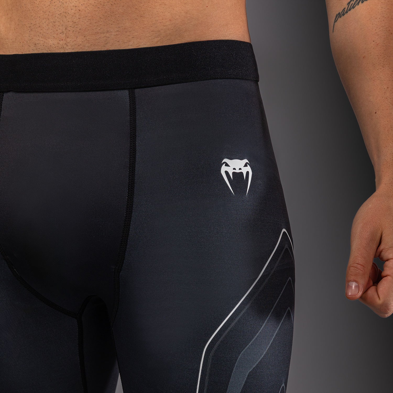 Venum Streamline Vale Tudo Shorts - Black/White  product-type_Compression shorts Venum